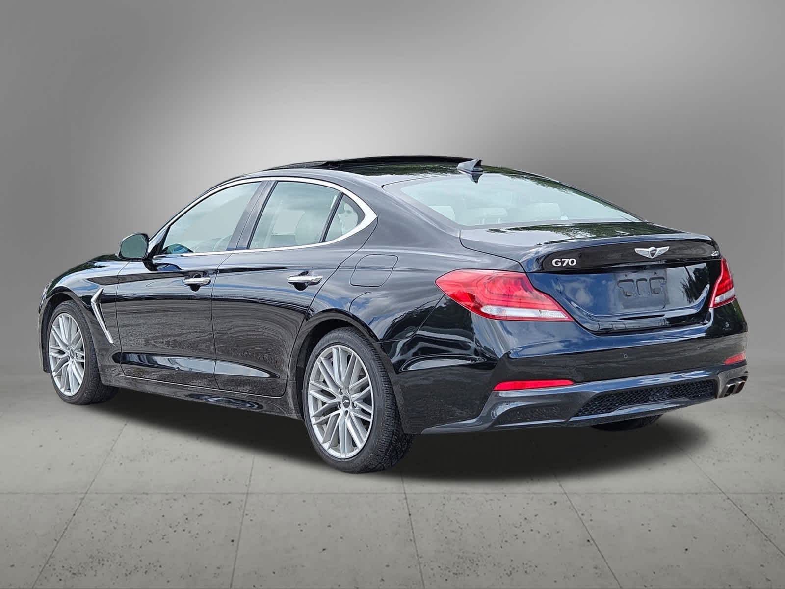 Thumbnail: 2021 Genesis G70 - 4