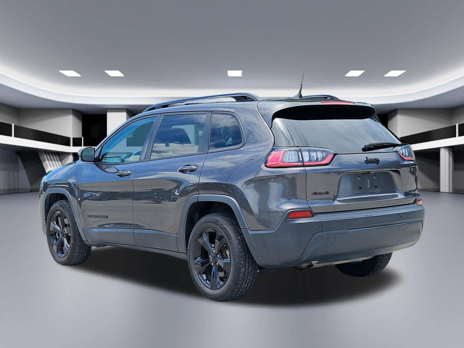 Thumbnail: 2019 Jeep Cherokee - 4