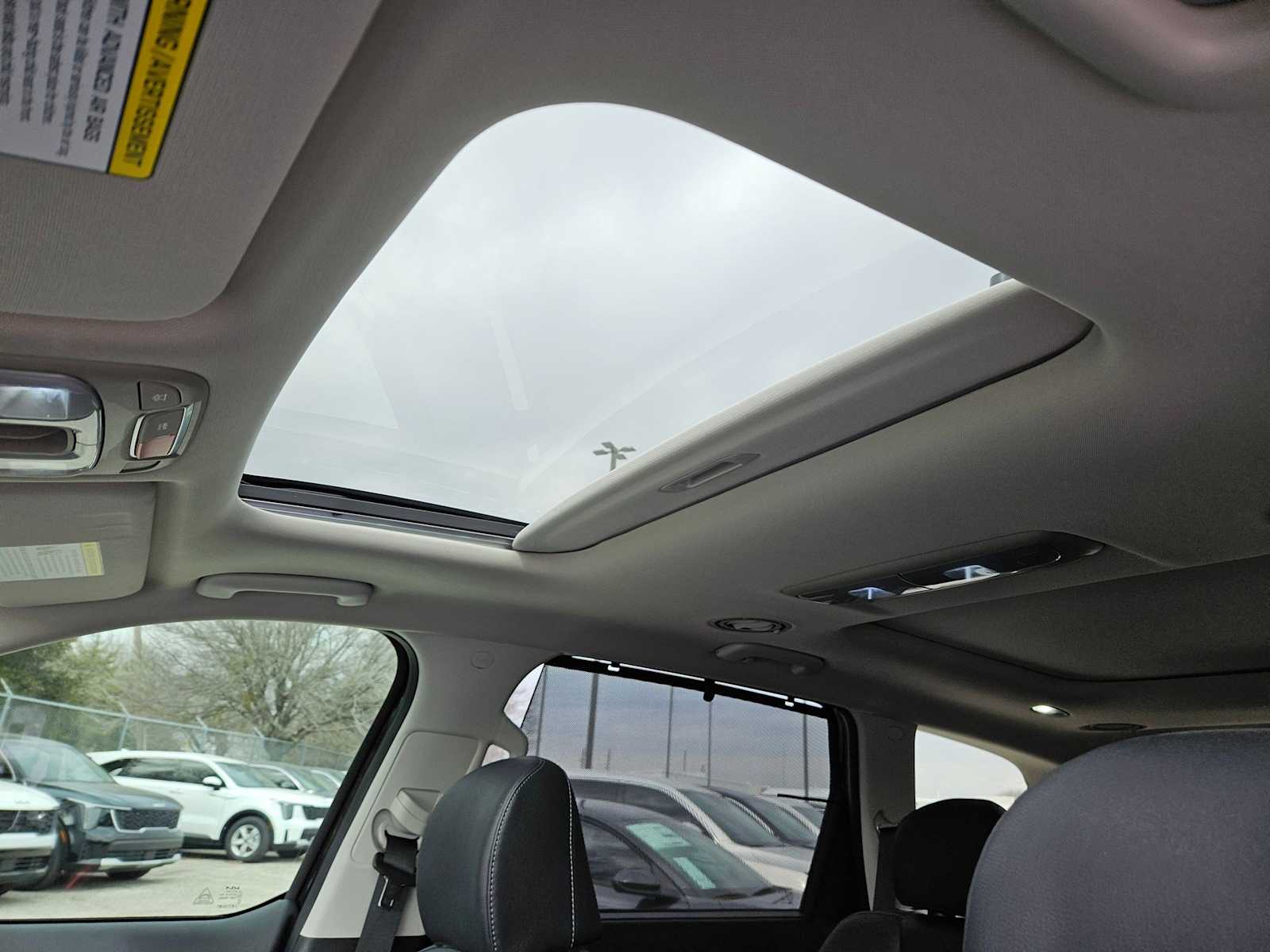 Thumbnail: 2025 Kia Telluride - 14