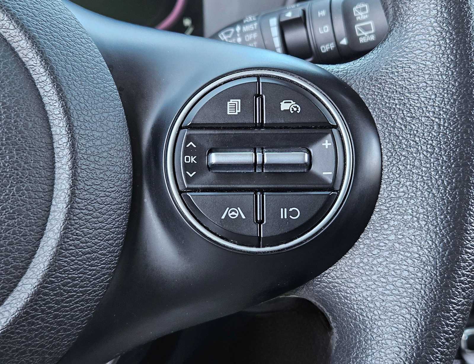 Thumbnail: 2023 Kia Soul - 22