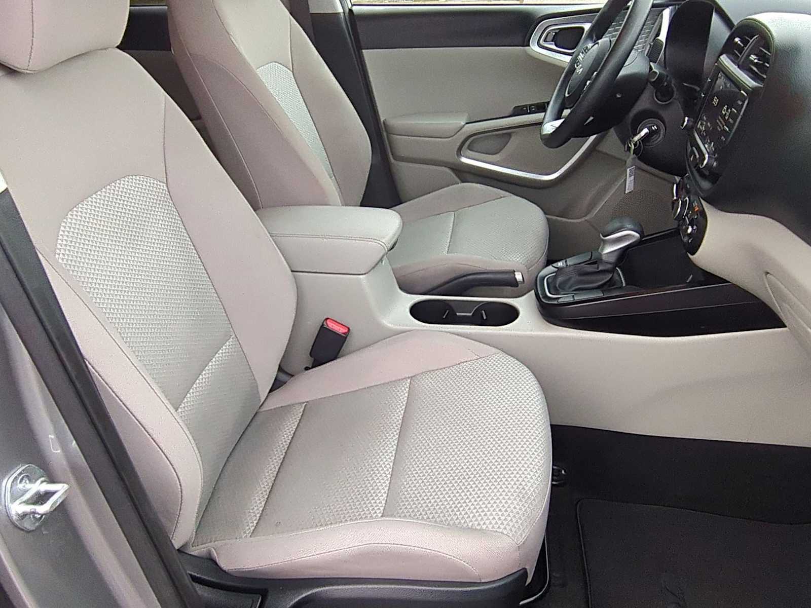 Thumbnail: 2023 Kia Soul - 25