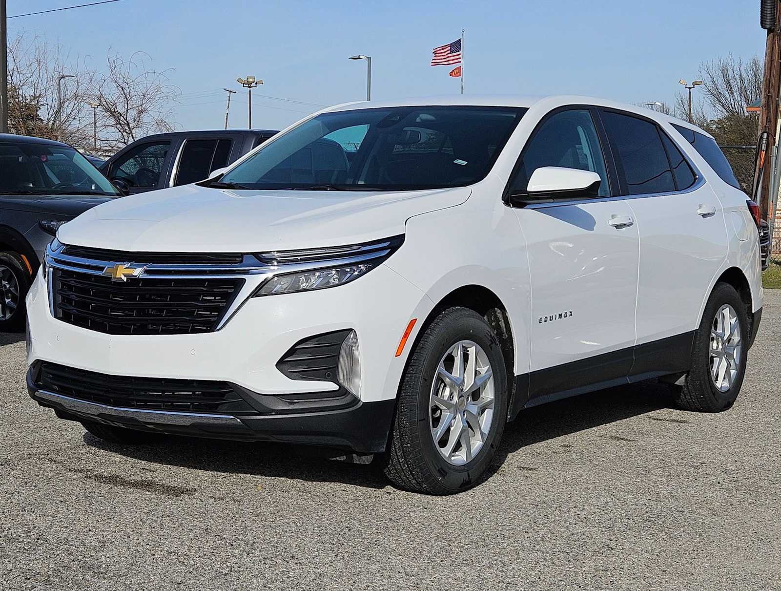 Thumbnail: 2024 Chevrolet Equinox - 10