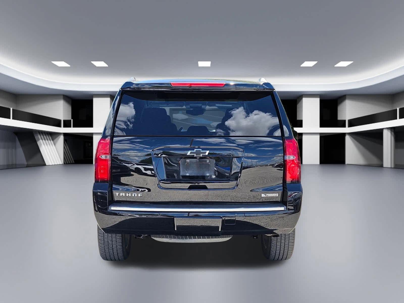 Thumbnail: 2017 Chevrolet Tahoe - 5