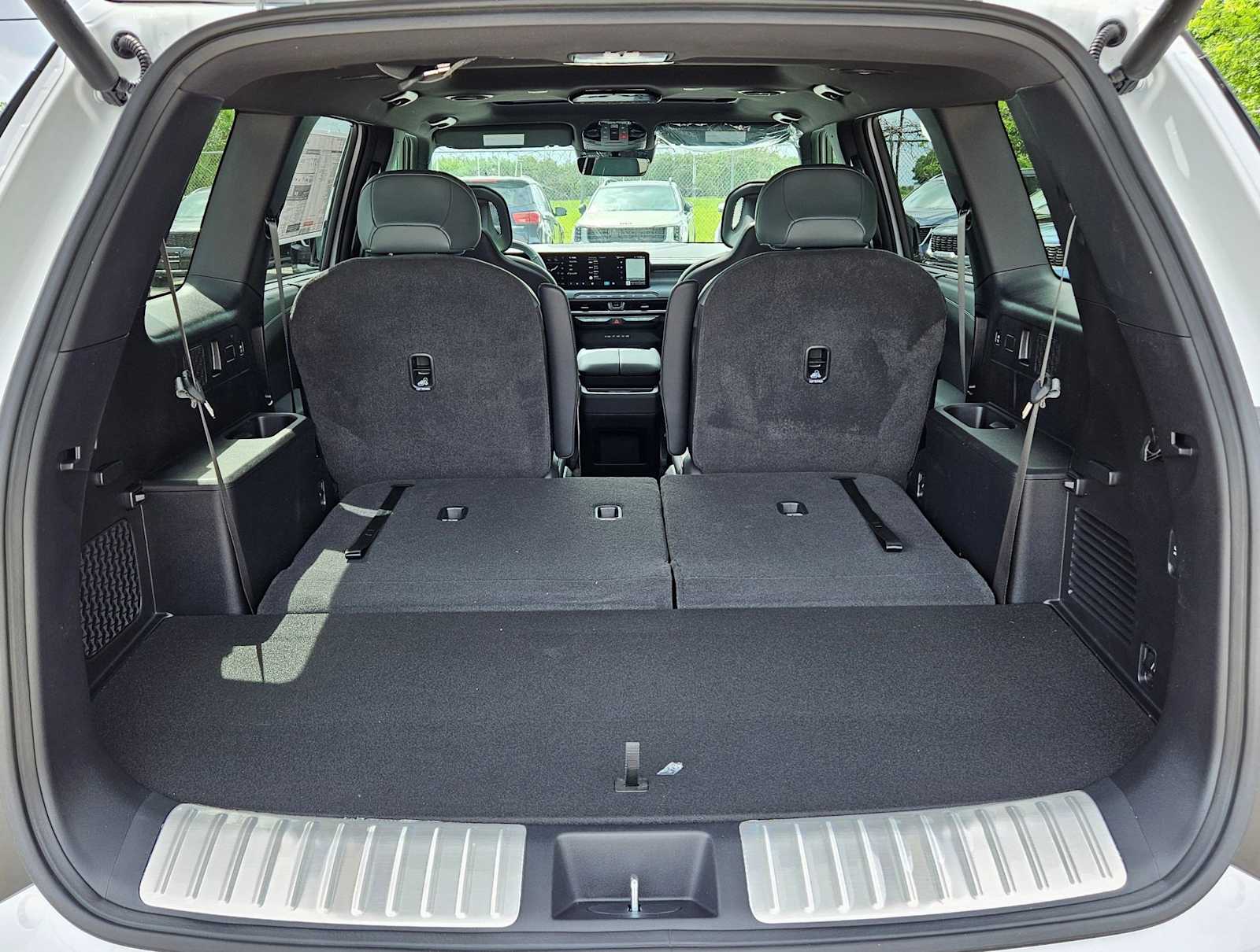 Thumbnail: 2027 Kia Telluride - 35