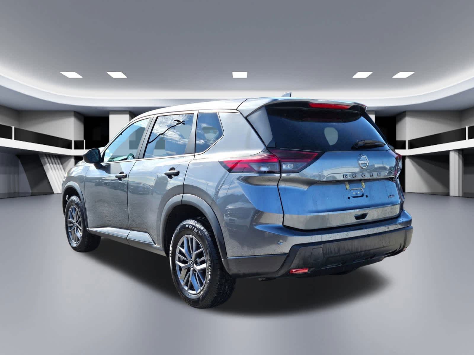 Thumbnail: 2024 Nissan Rogue - 4