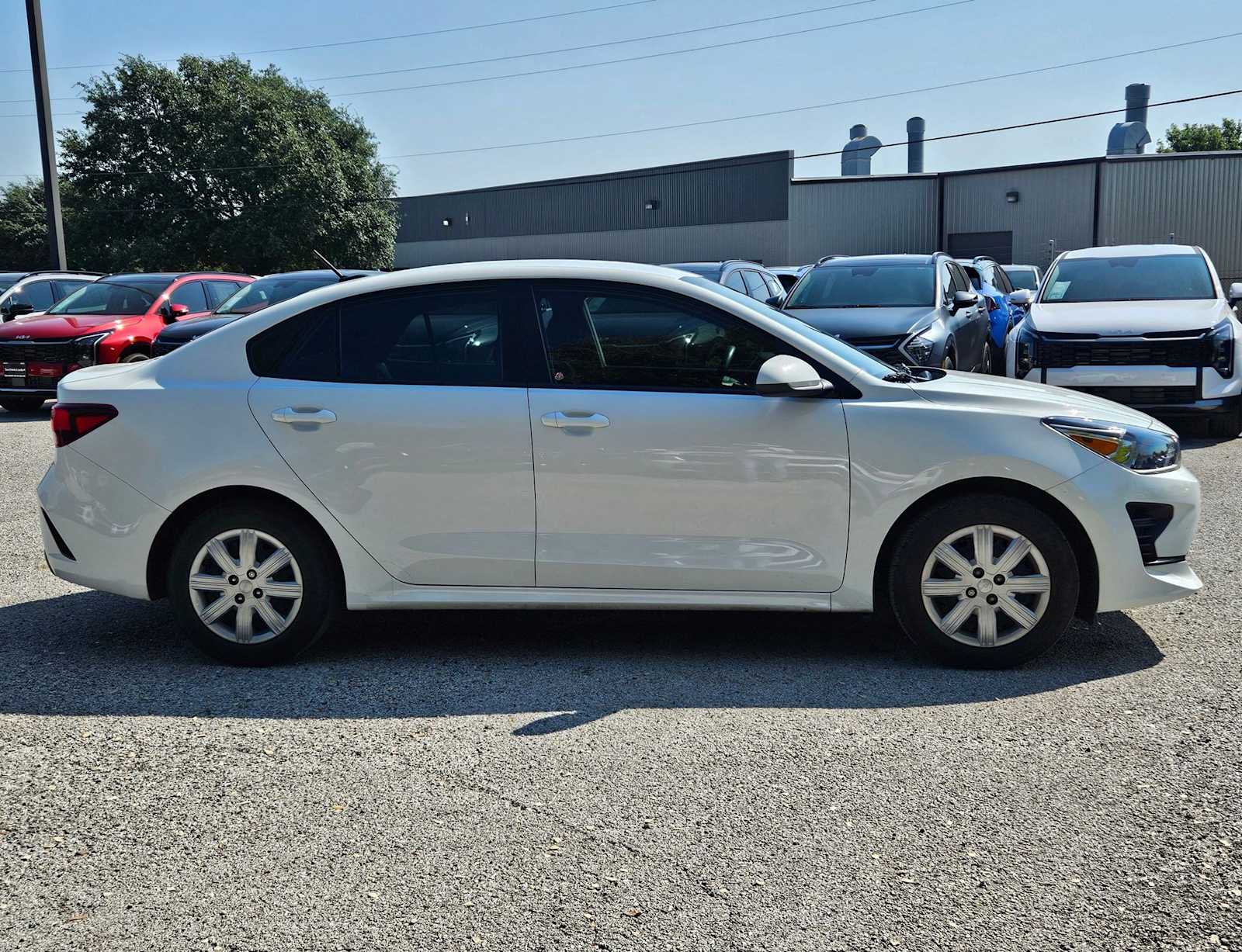 Thumbnail: 2023 Kia Rio - 6