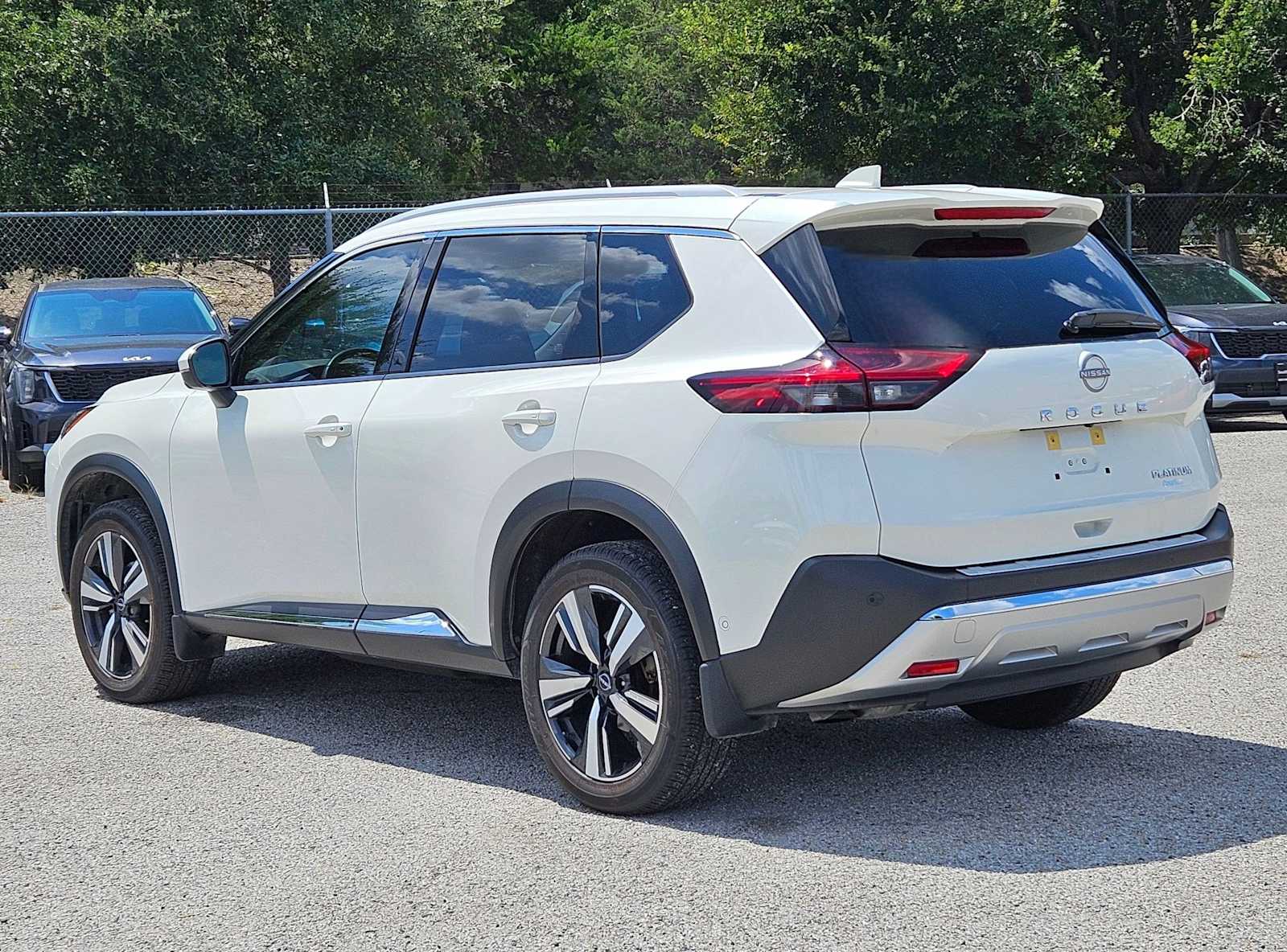 Thumbnail: 2022 Nissan Rogue - 3