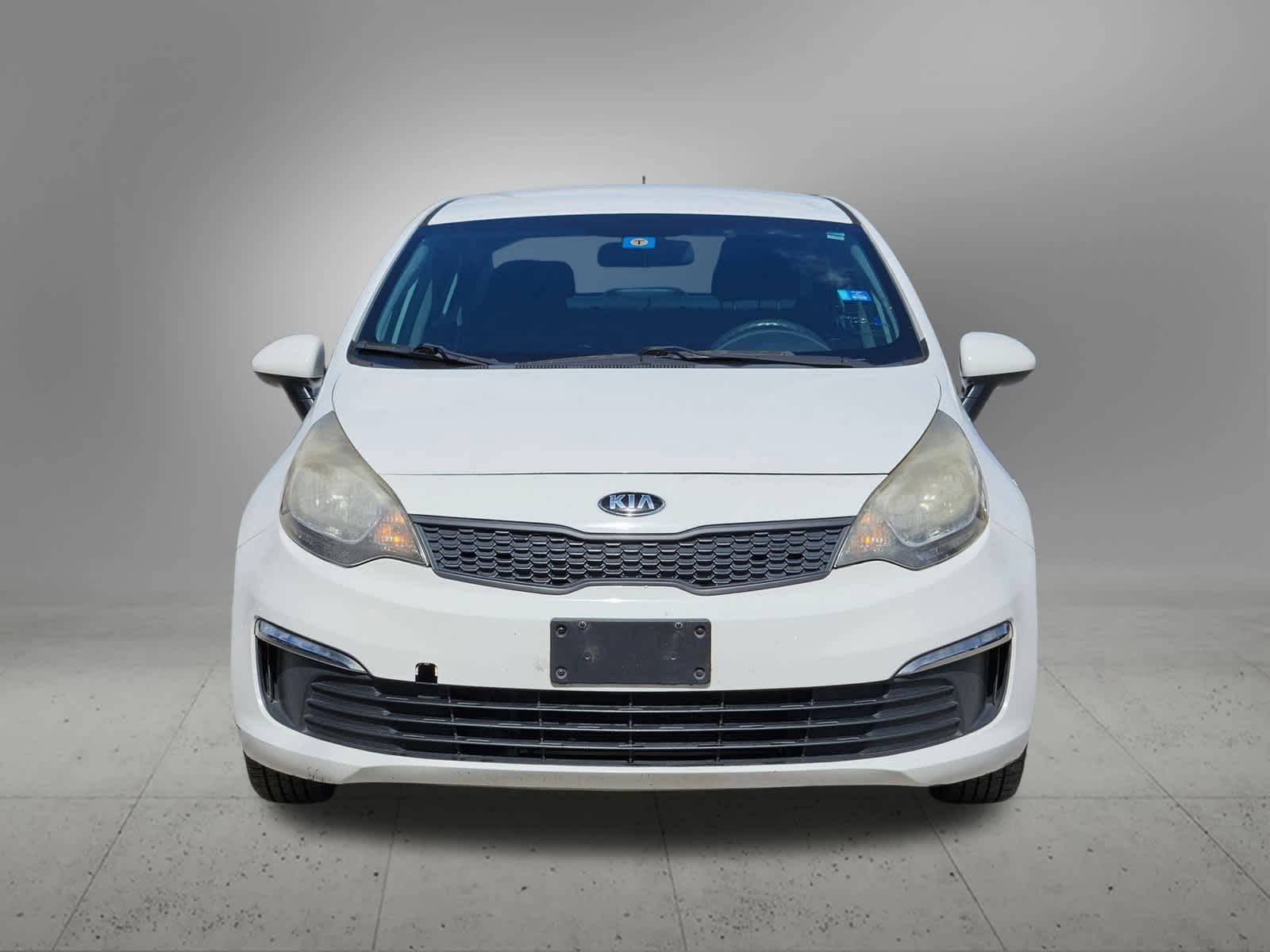 Thumbnail: 2016 Kia Rio - 8