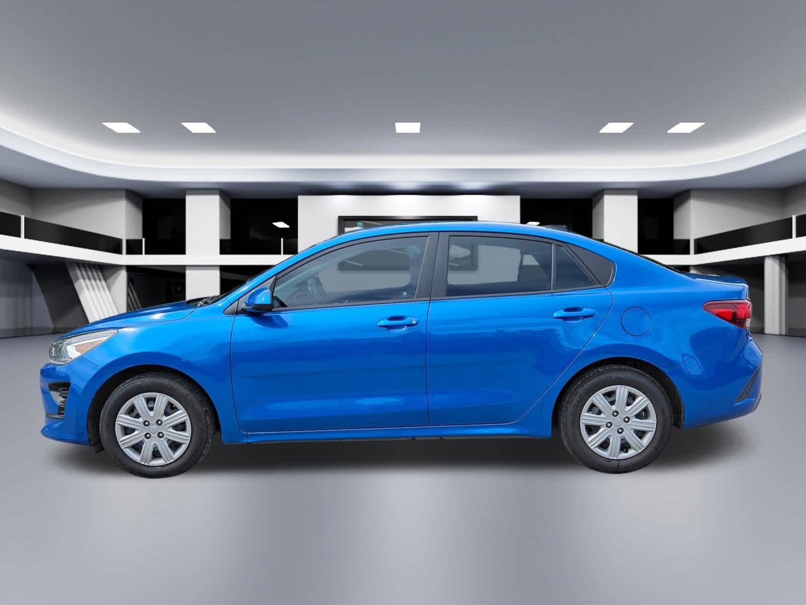 Thumbnail: 2023 Kia Rio - 3