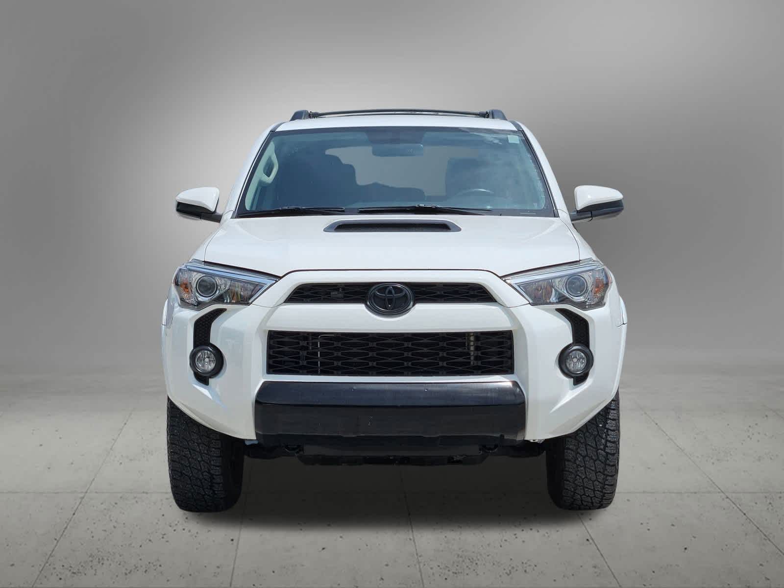 Thumbnail: 2019 Toyota 4Runner - 9