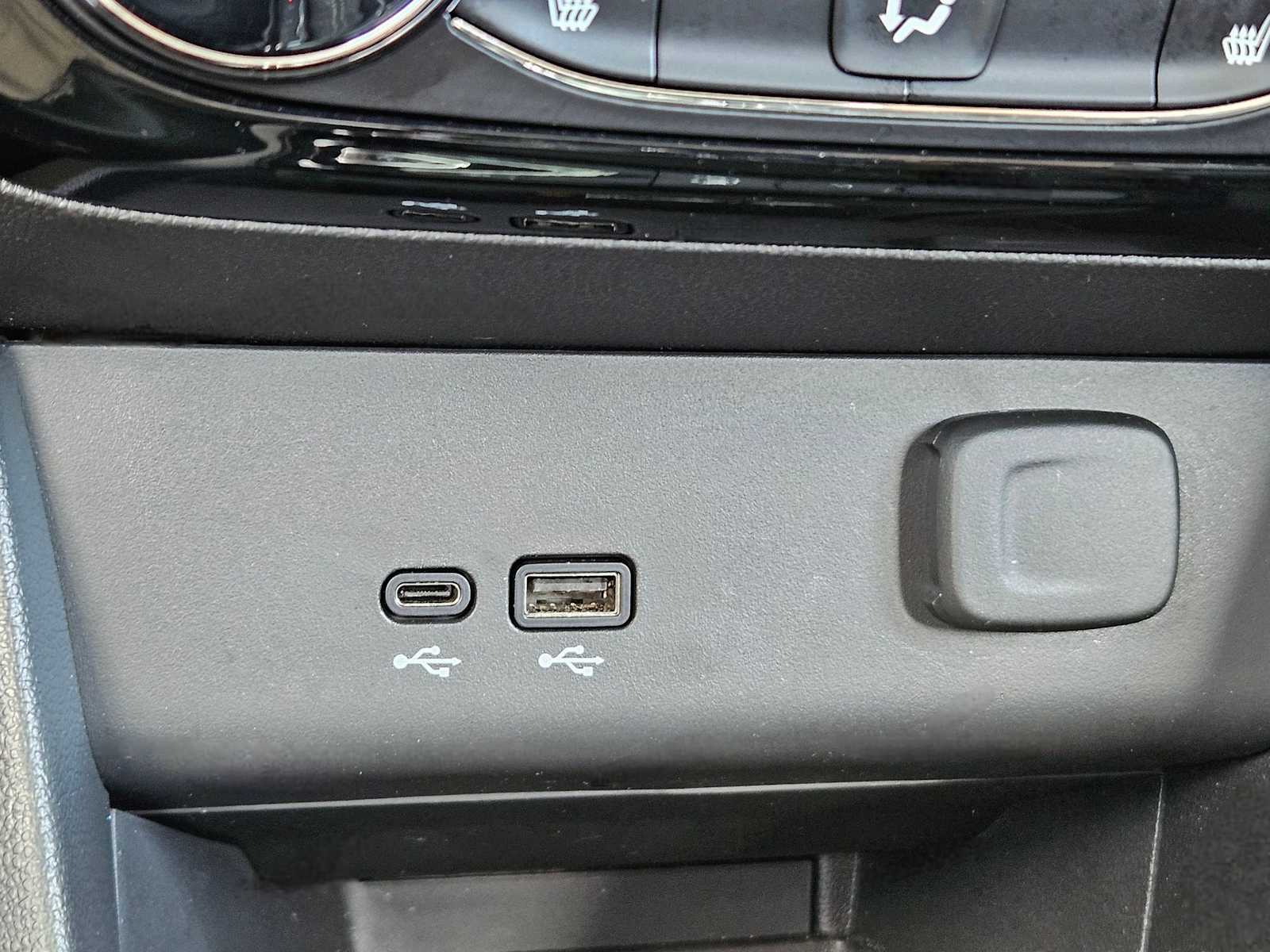 Thumbnail: 2024 Buick Encore GX - 28