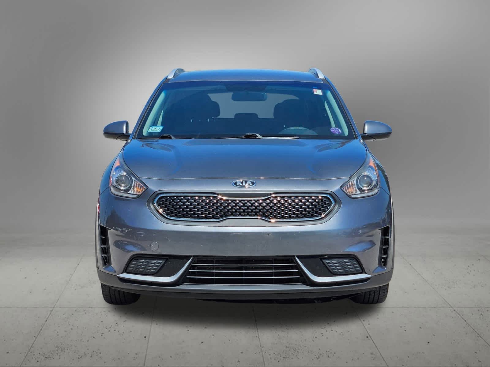Thumbnail: 2018 Kia Niro - 8