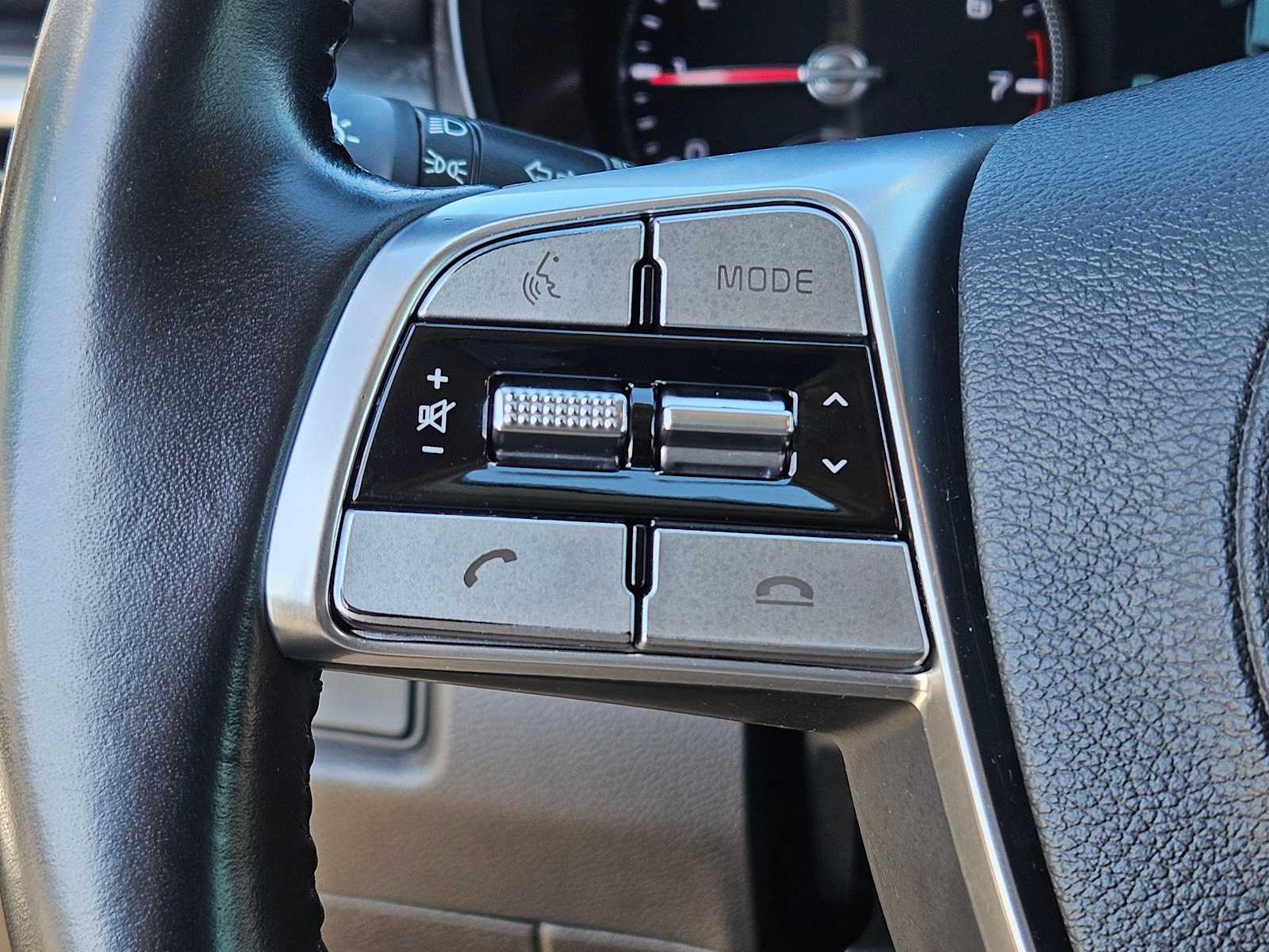 Thumbnail: 2021 Kia Telluride - 24