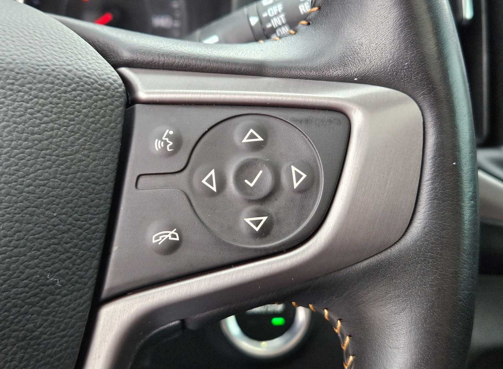 Thumbnail: 2022 GMC Terrain - 25