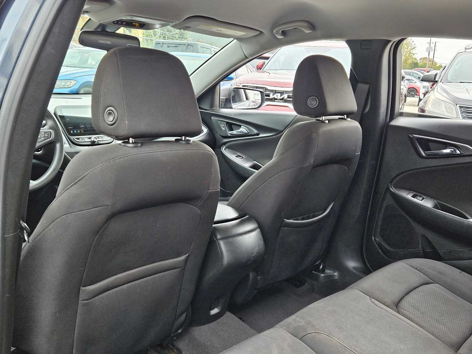 Thumbnail: 2020 Chevrolet Malibu - 17