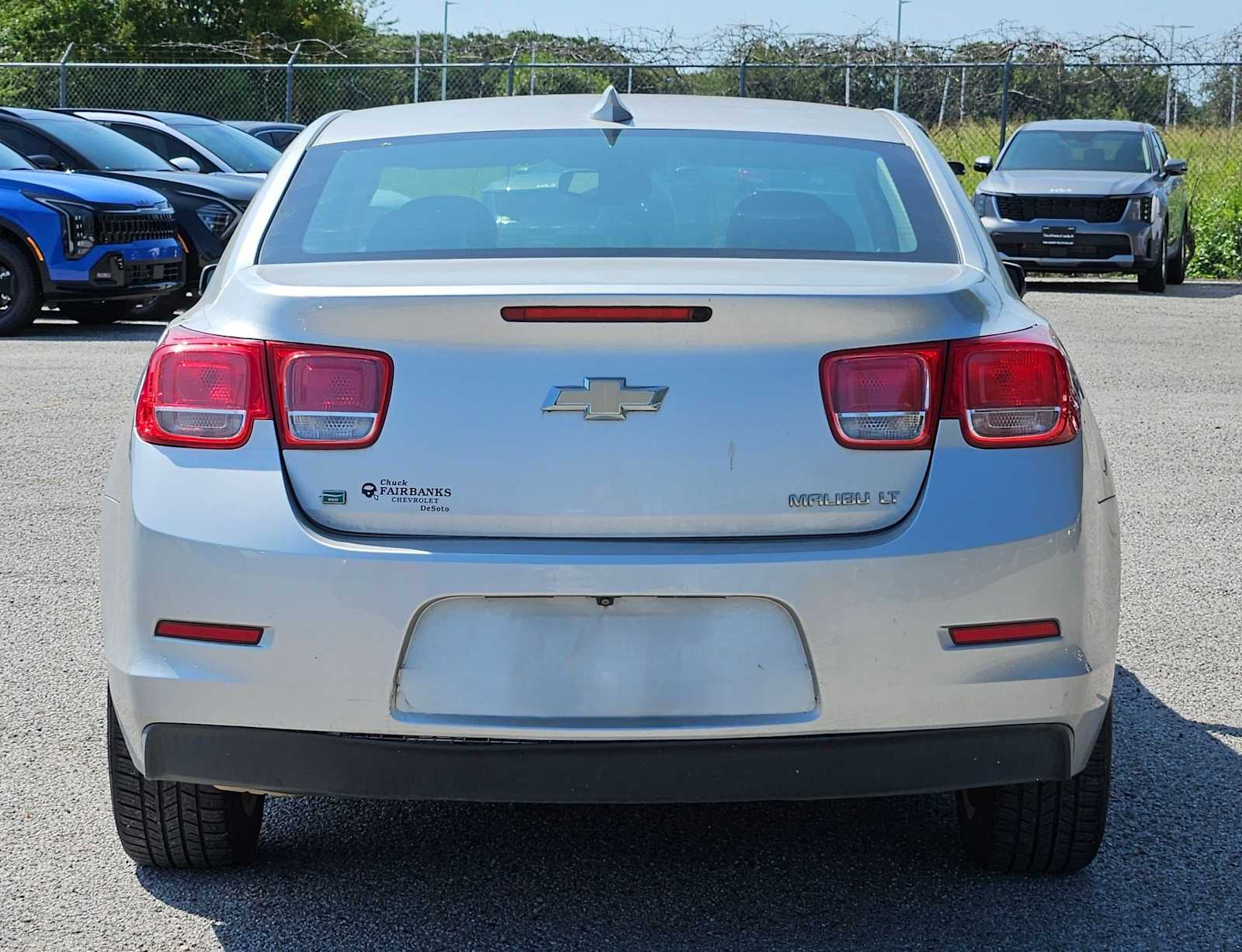 Thumbnail: 2016 Chevrolet Malibu - 4