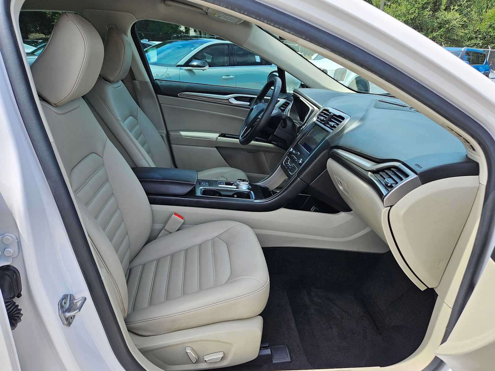 Thumbnail: 2020 Ford Fusion - 20