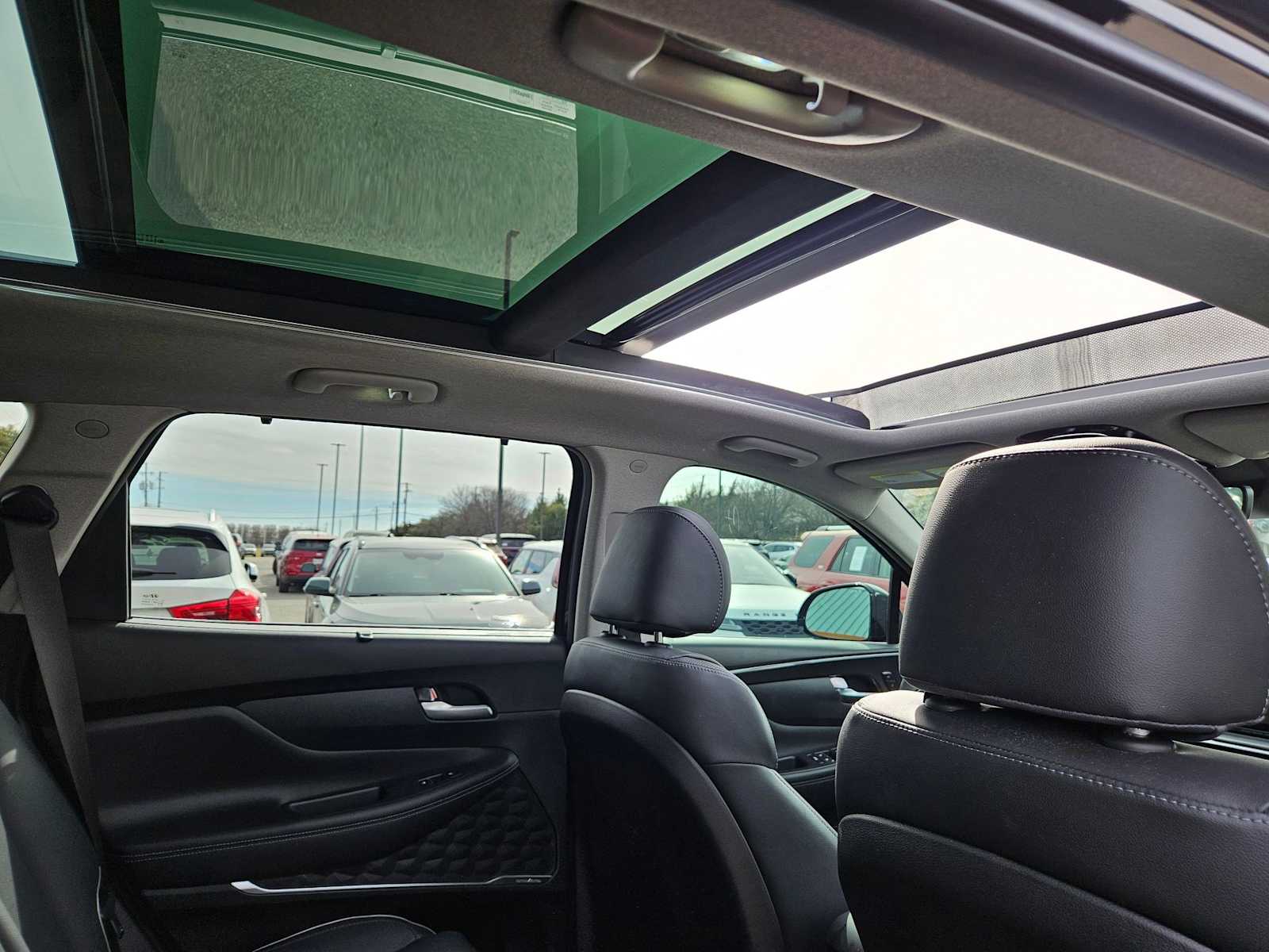 Thumbnail: 2023 Hyundai Santa Fe - 15