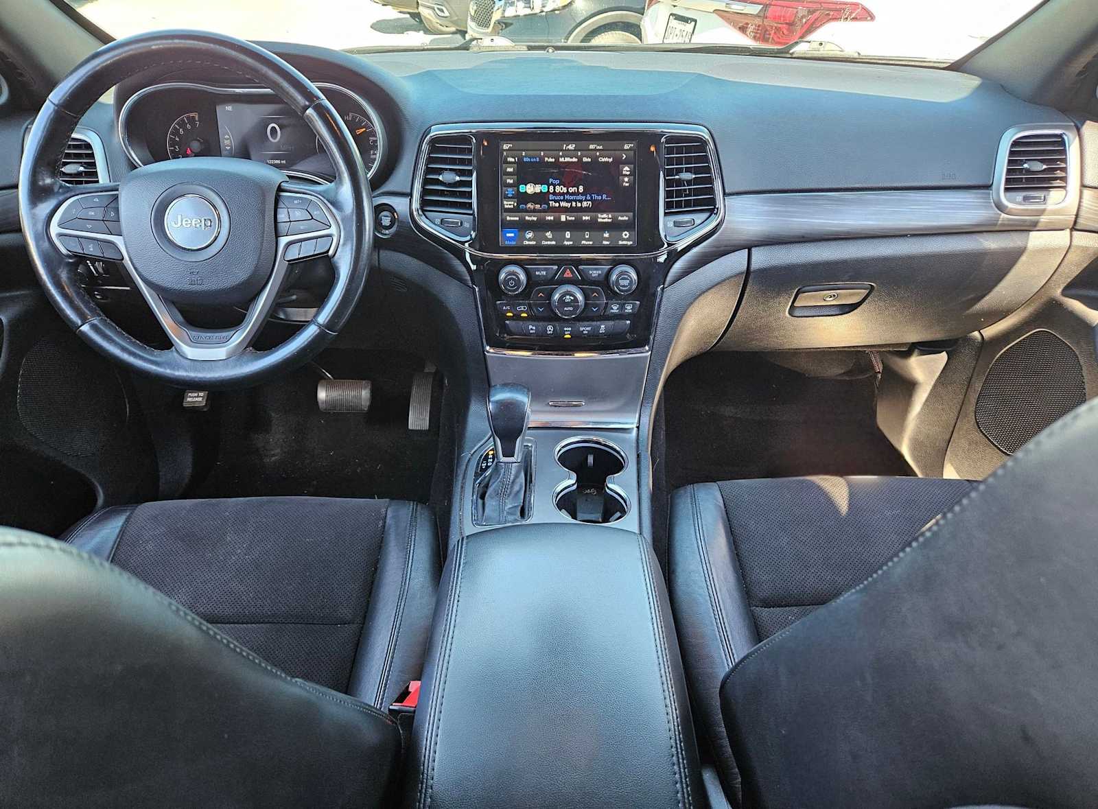 Thumbnail: 2023 Jeep Grand Cherokee - 12