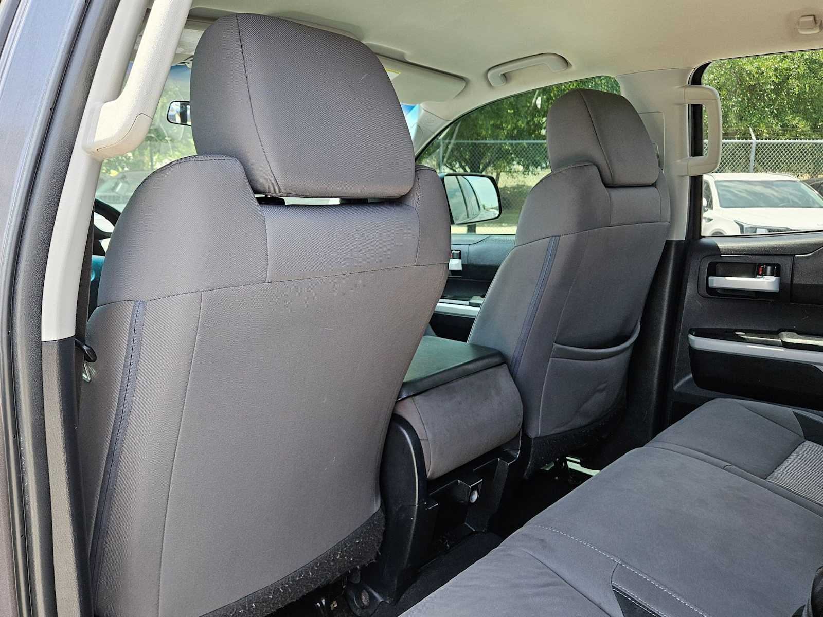 Thumbnail: 2016 Toyota Tundra - 16