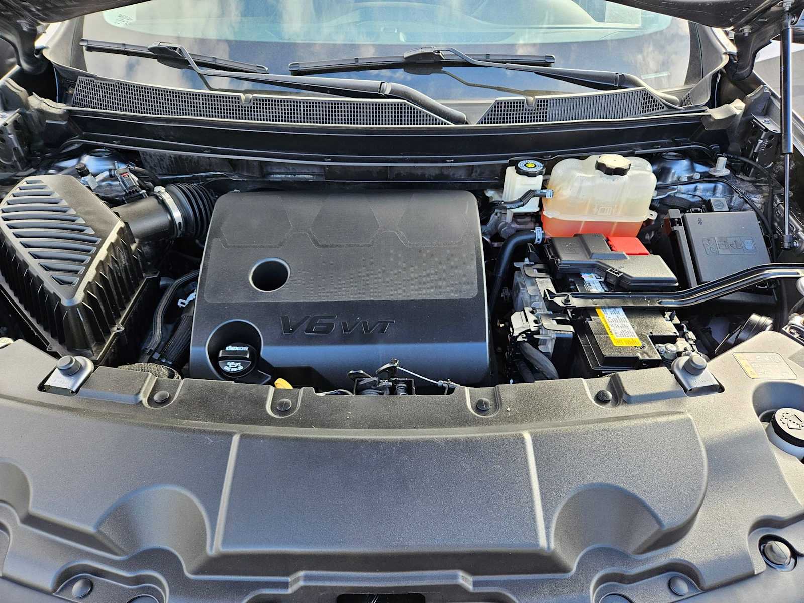 Thumbnail: 2020 Chevrolet Traverse - 15