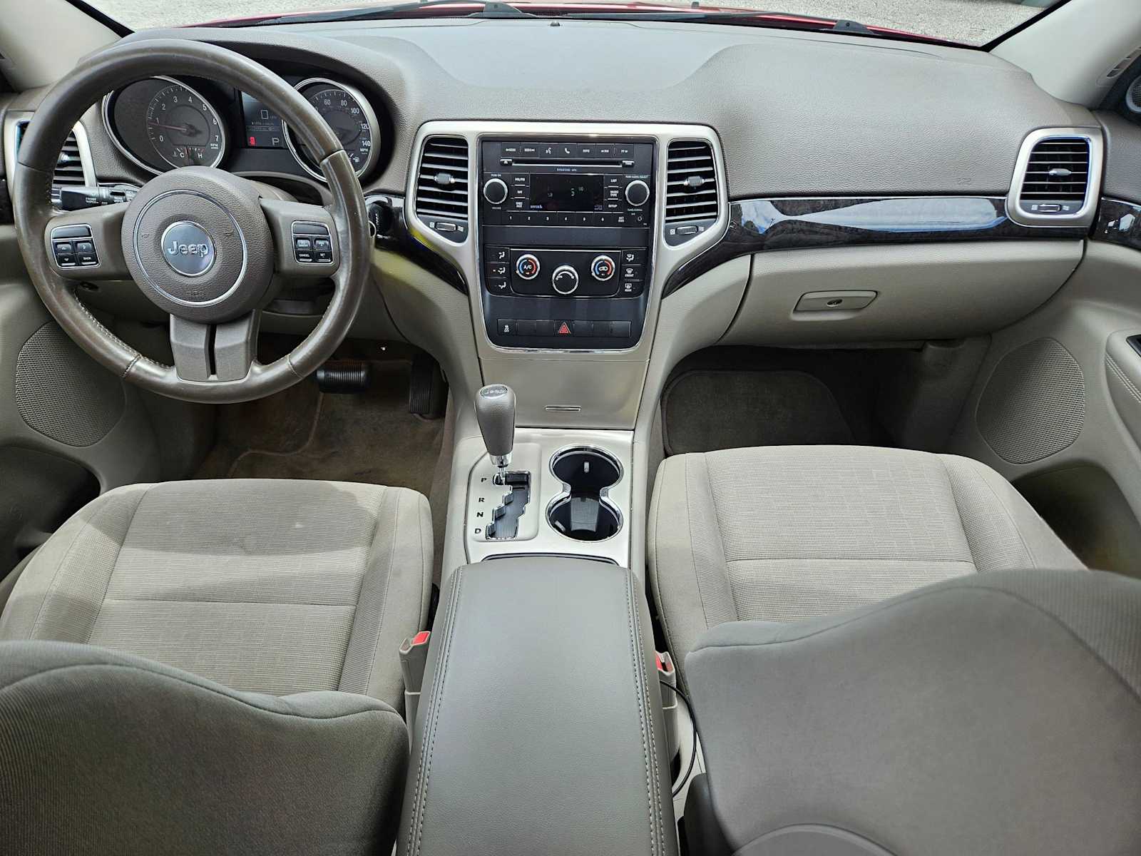 Thumbnail: 2011 Jeep Grand Cherokee - 15