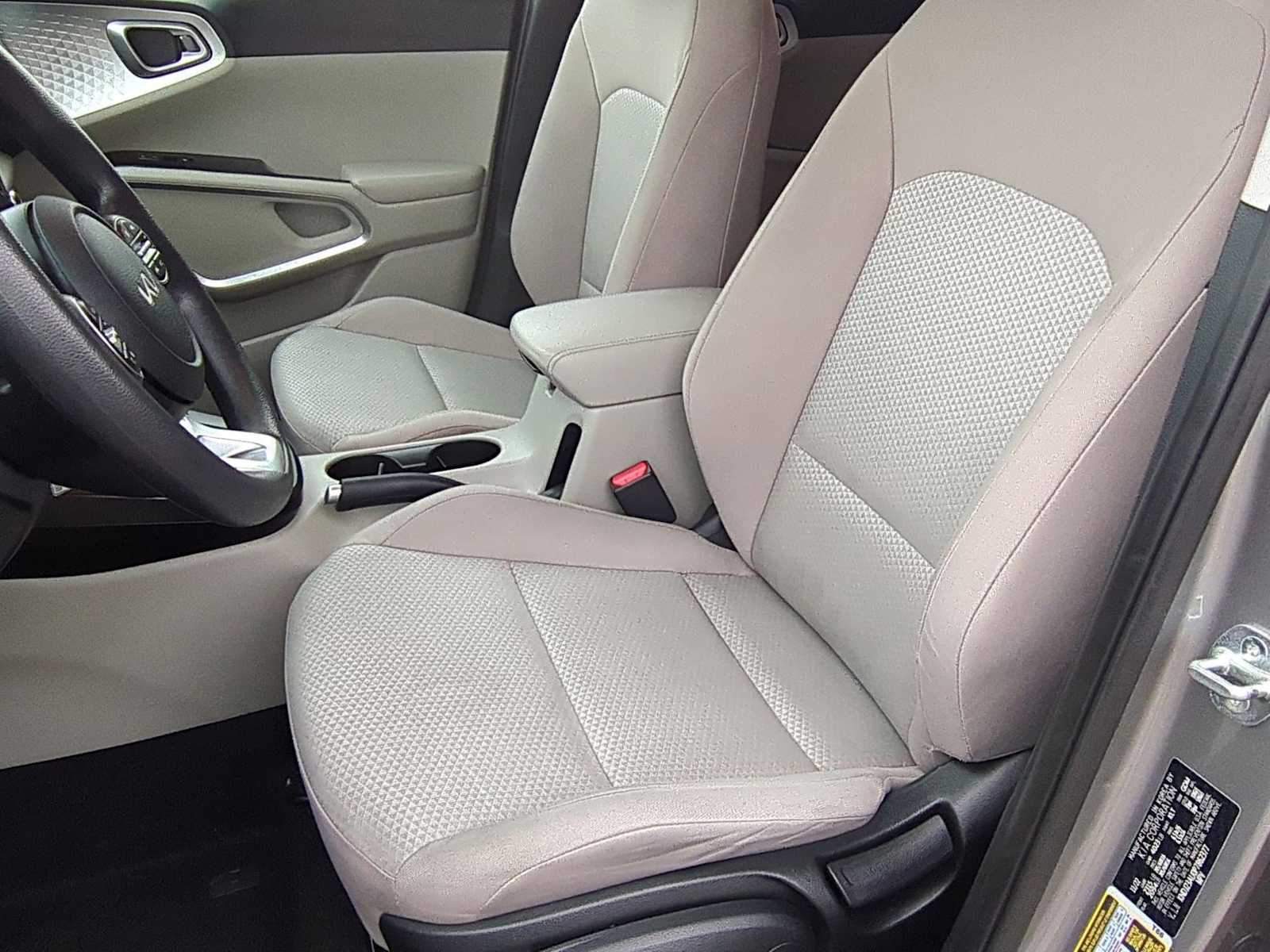 Thumbnail: 2023 Kia Soul - 17