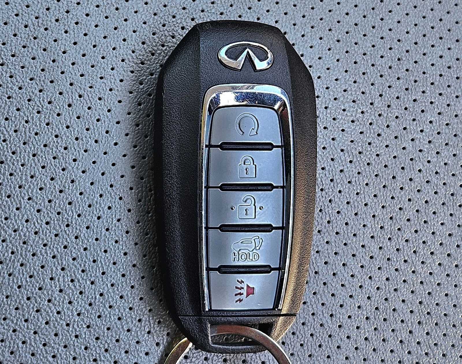 Thumbnail: 2023 INFINITI QX50 - 25