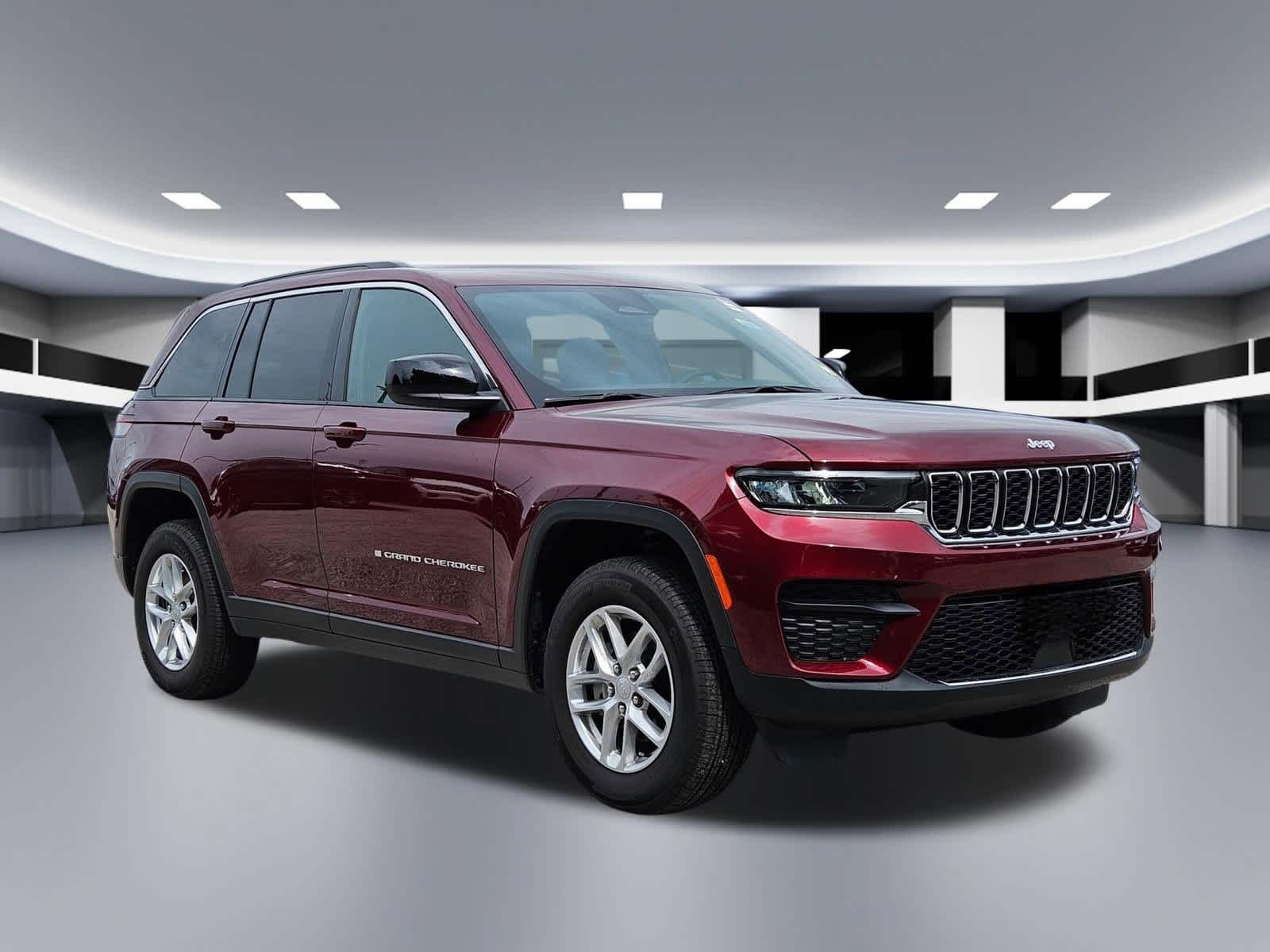 Thumbnail: 2025 Jeep Grand Cherokee - 8