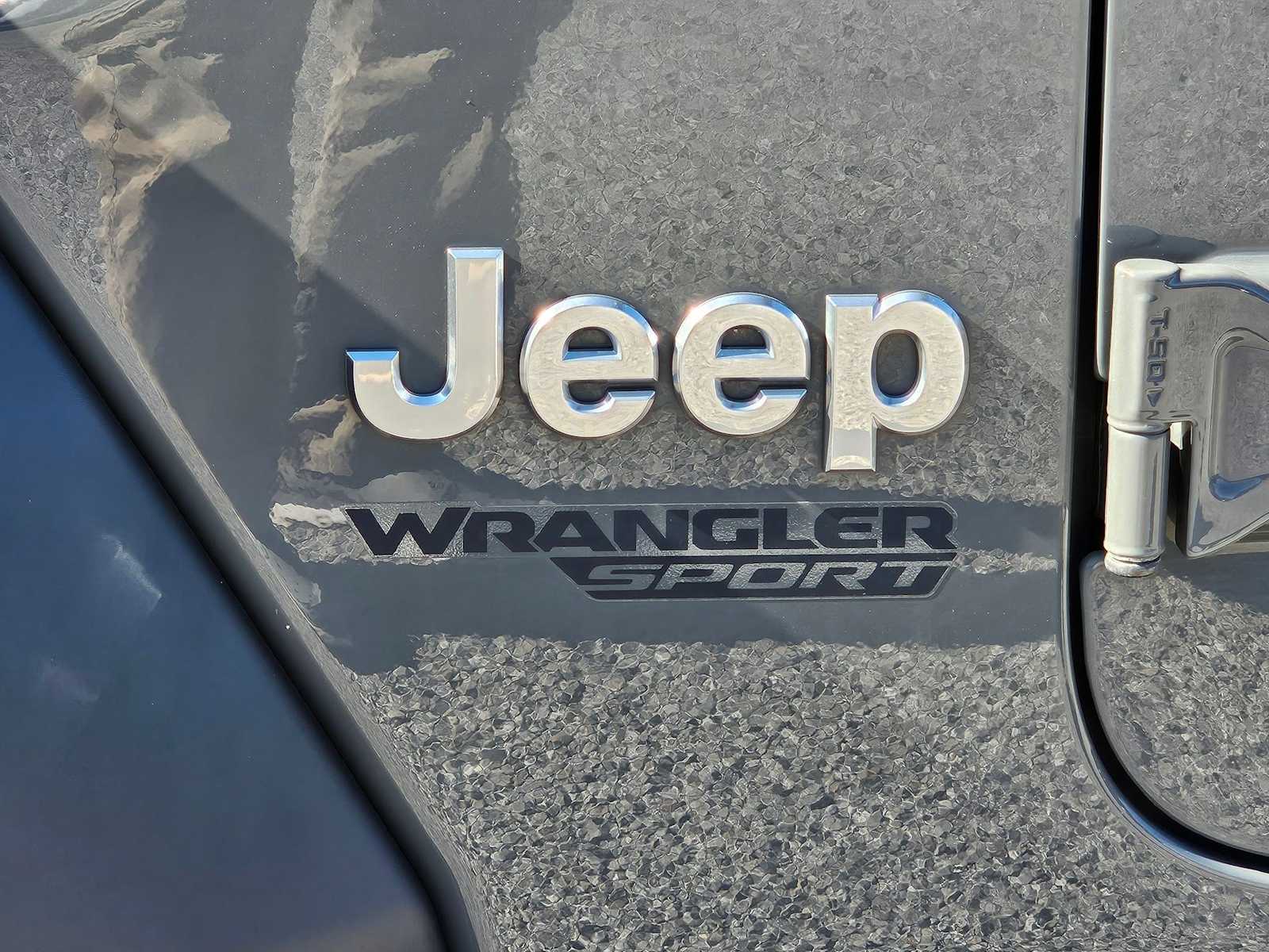 Thumbnail: 2021 Jeep Wrangler - 12