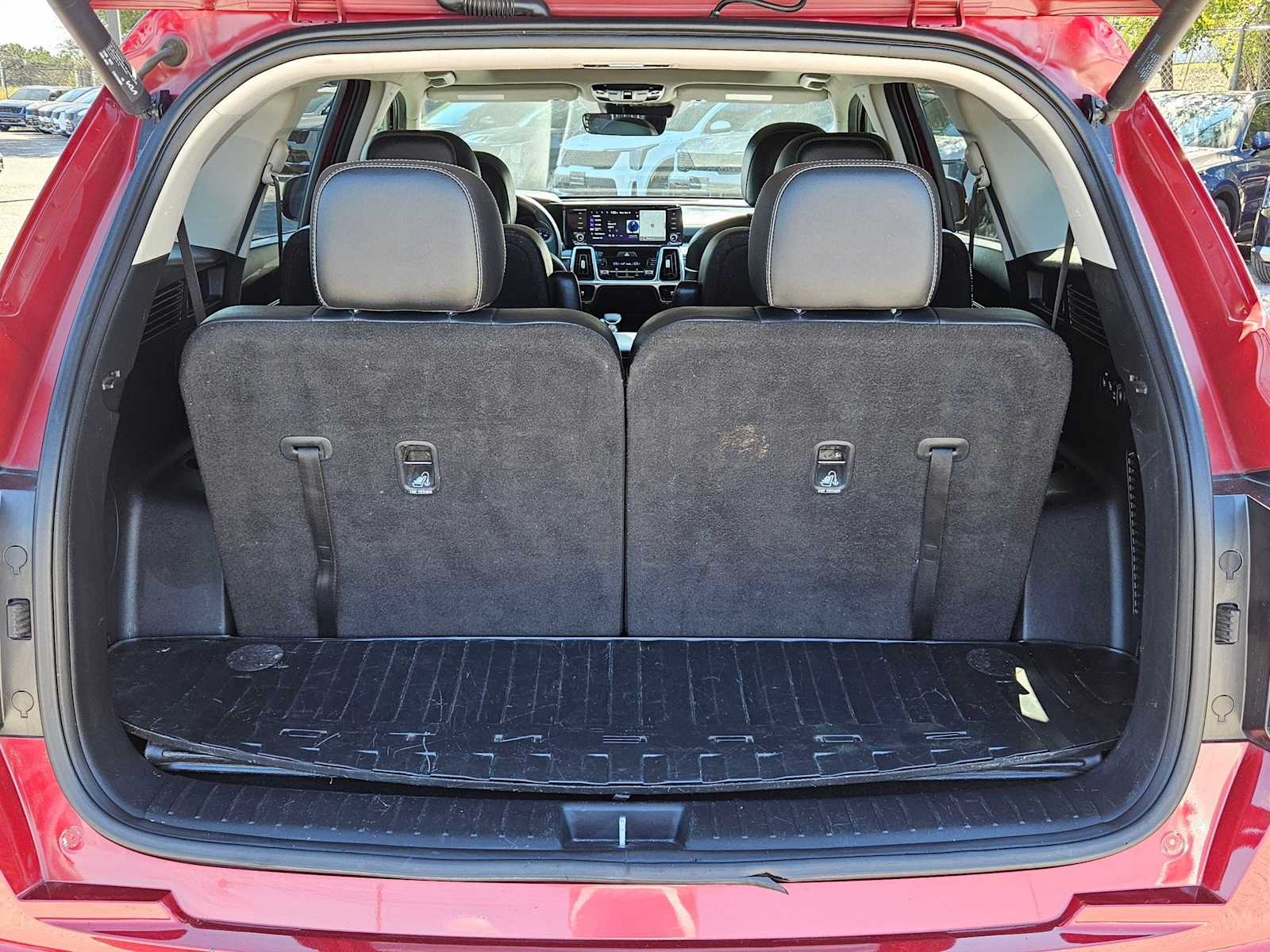 Thumbnail: 2022 Kia Sorento - 34