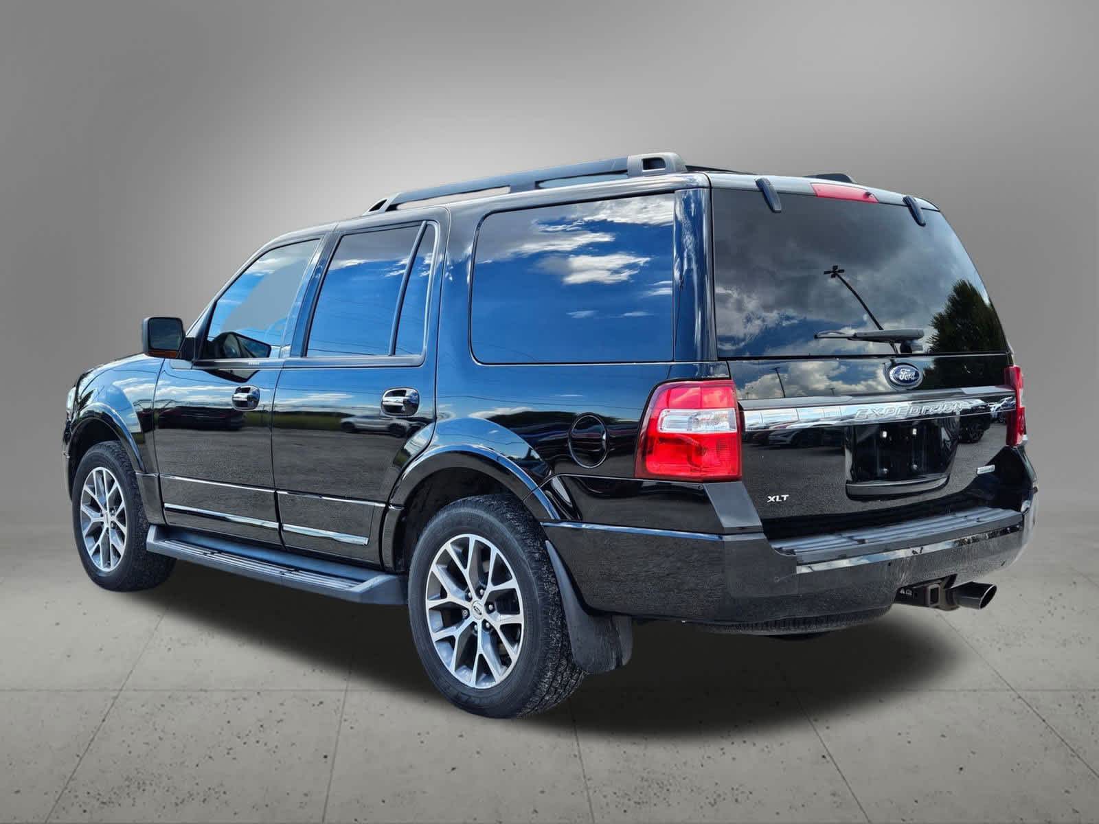 Thumbnail: 2017 Ford Expedition - 3