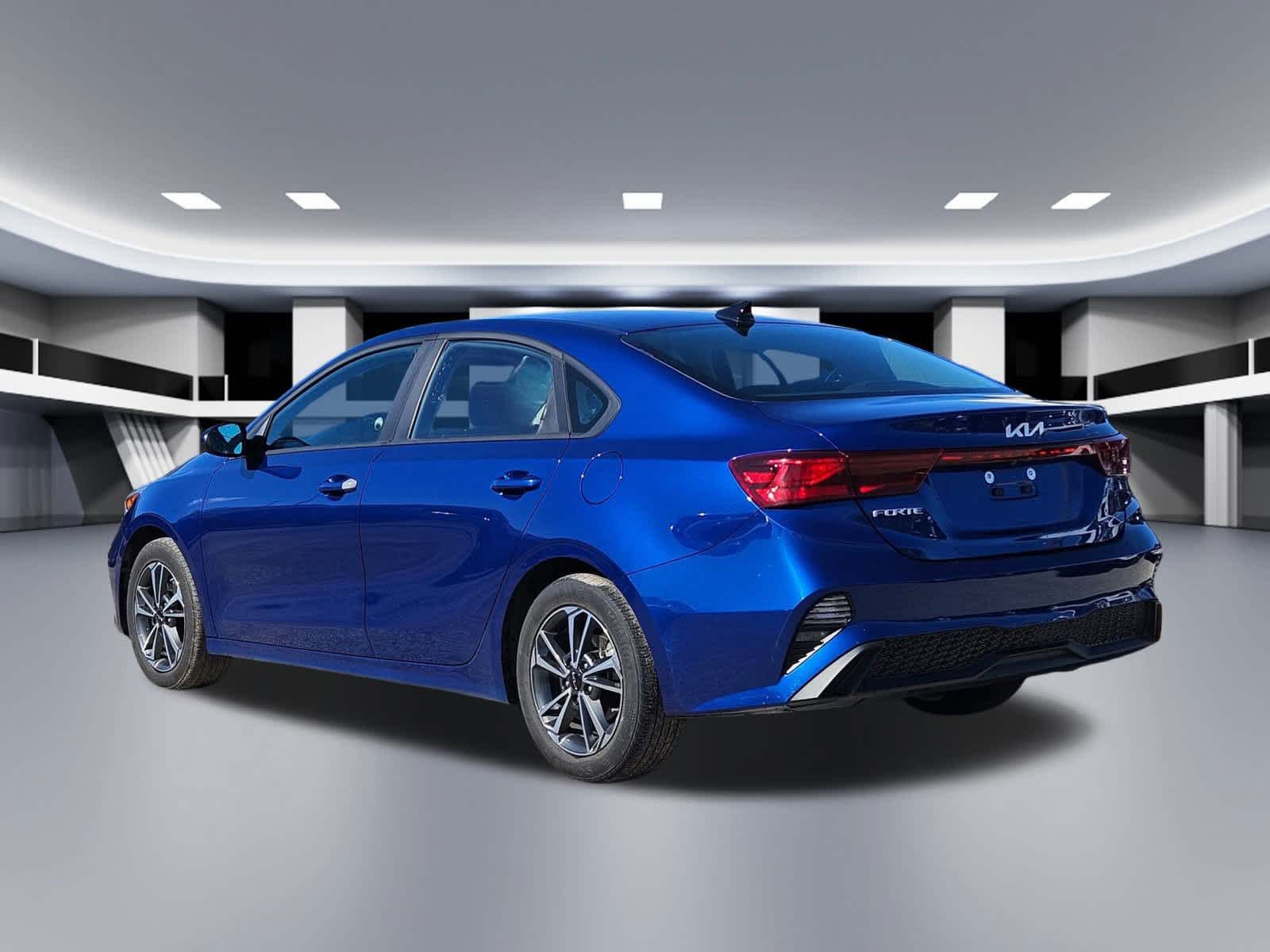 Thumbnail: 2024 Kia Forte - 3