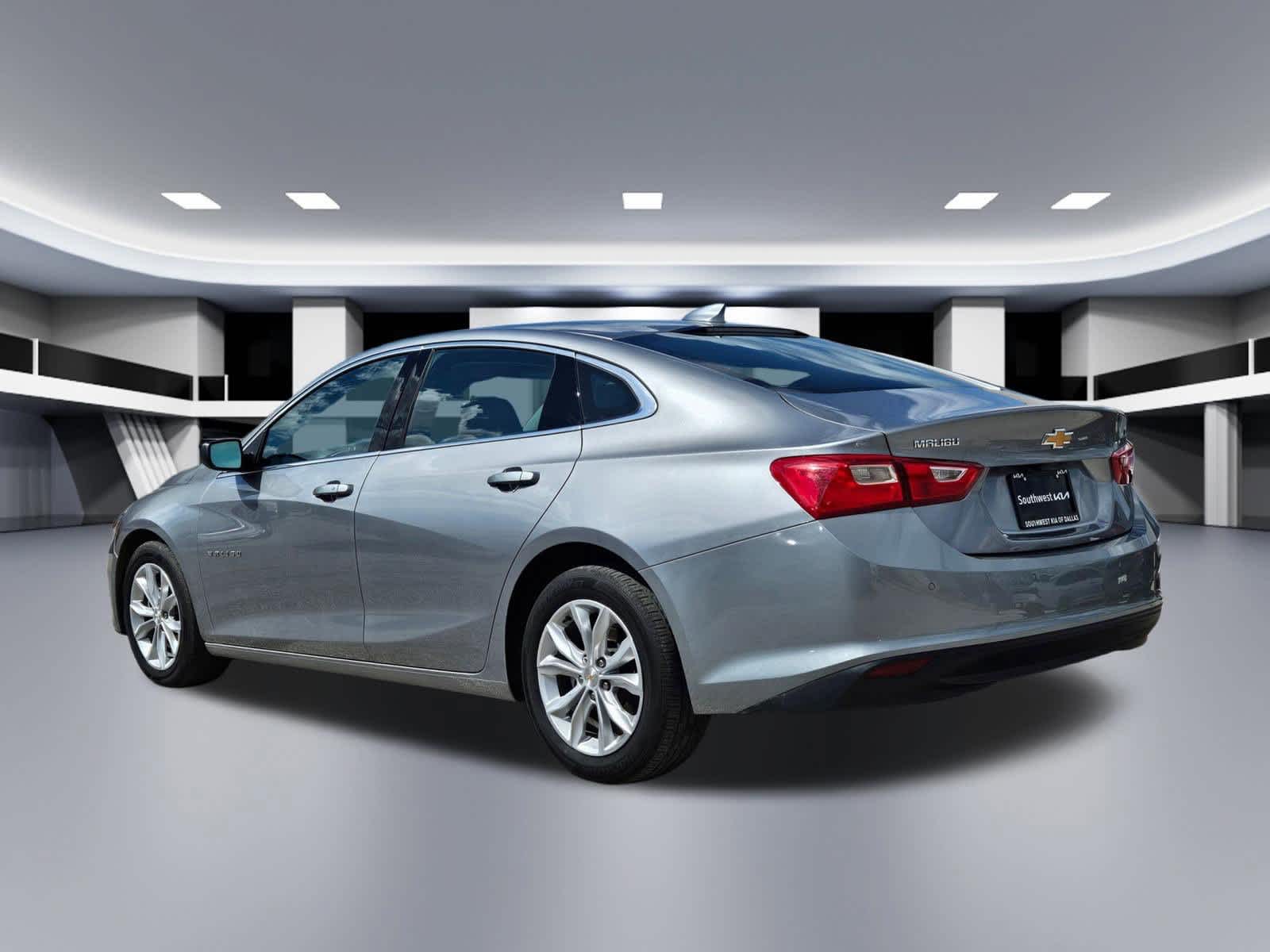 Thumbnail: 2025 Chevrolet Malibu - 4