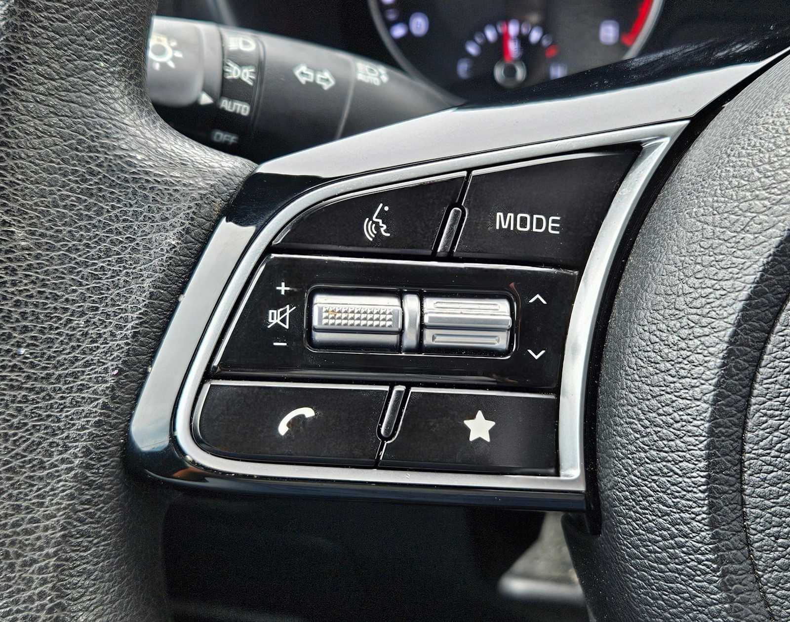 Thumbnail: 2024 Kia Forte - 17