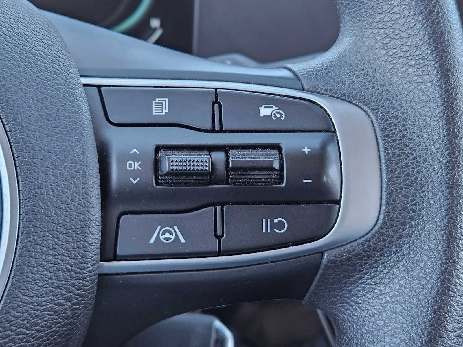 Thumbnail: 2024 Kia Sportage - 21