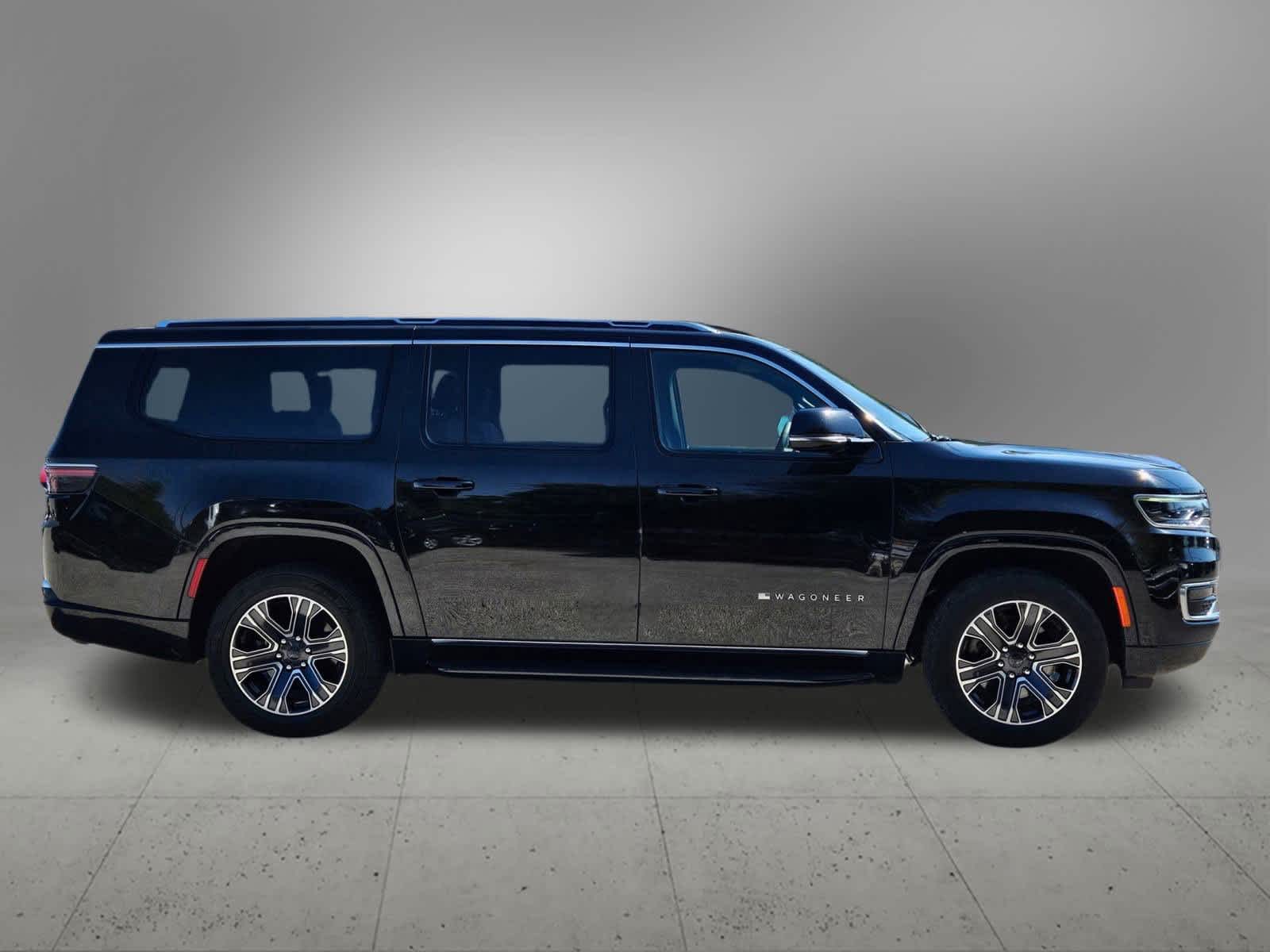 Thumbnail: 2024 Jeep Wagoneer - 6