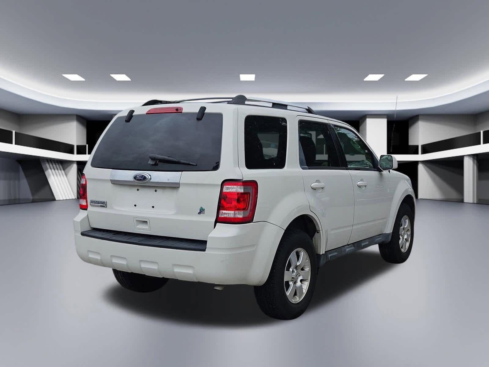 Thumbnail: 2011 Ford Escape - 6