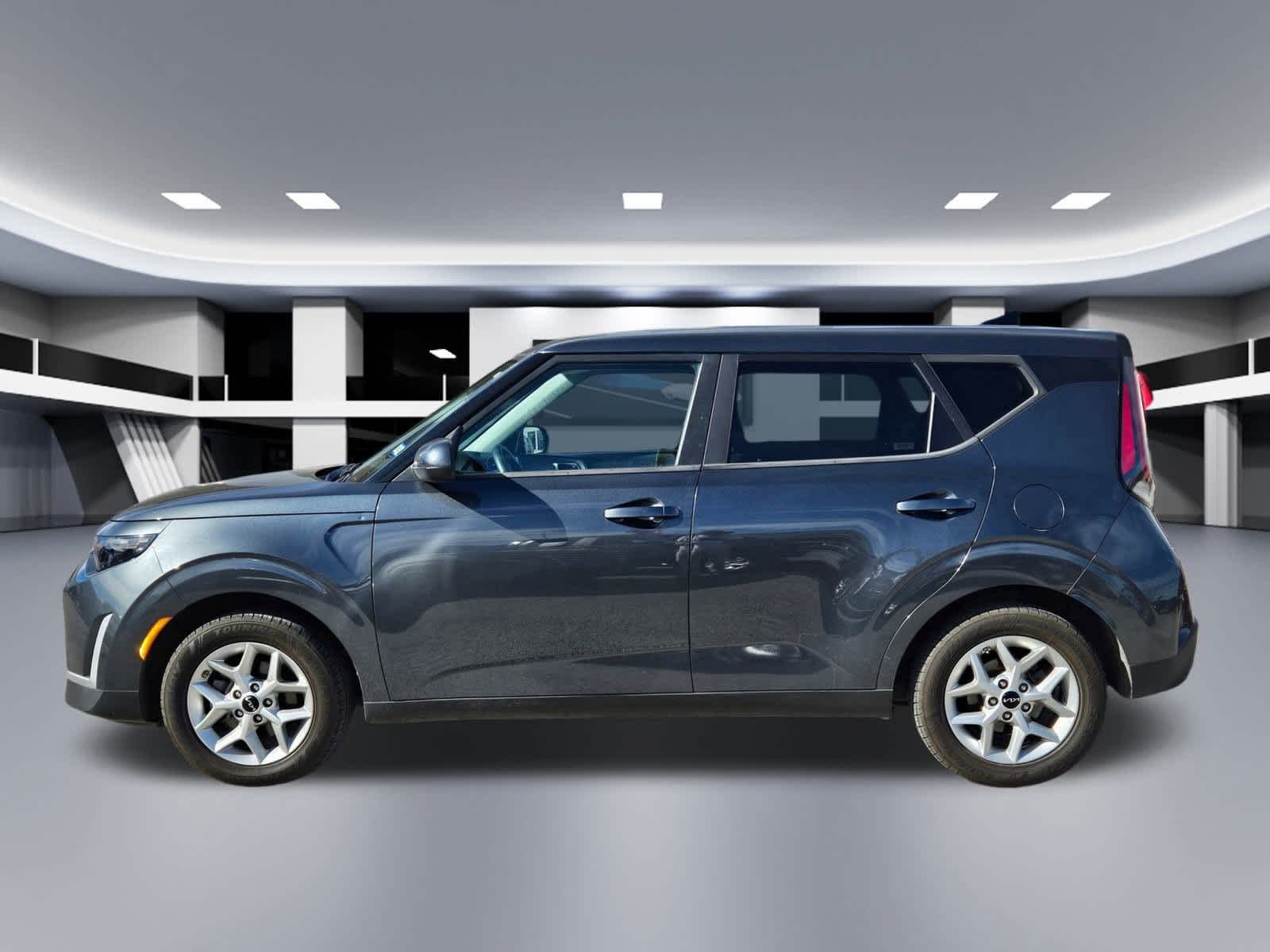 Thumbnail: 2023 Kia Soul - 2