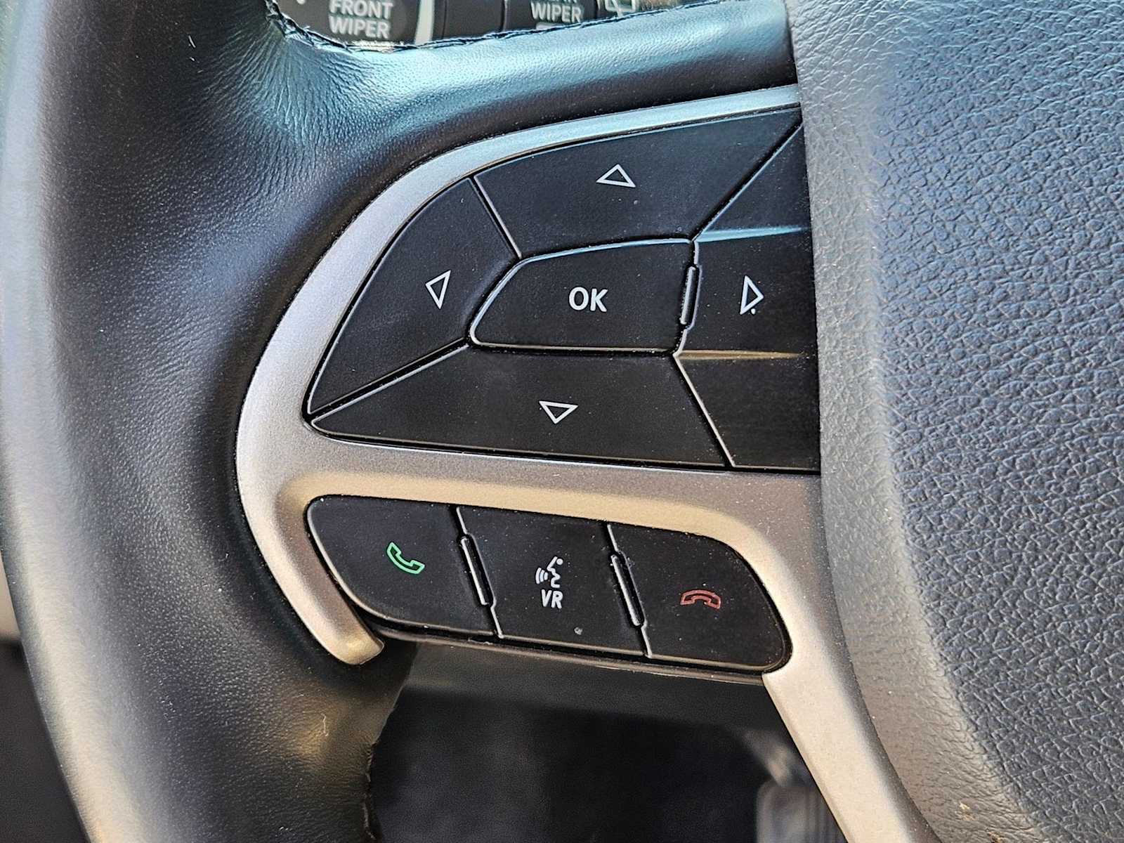 Thumbnail: 2019 Jeep Grand Cherokee - 15