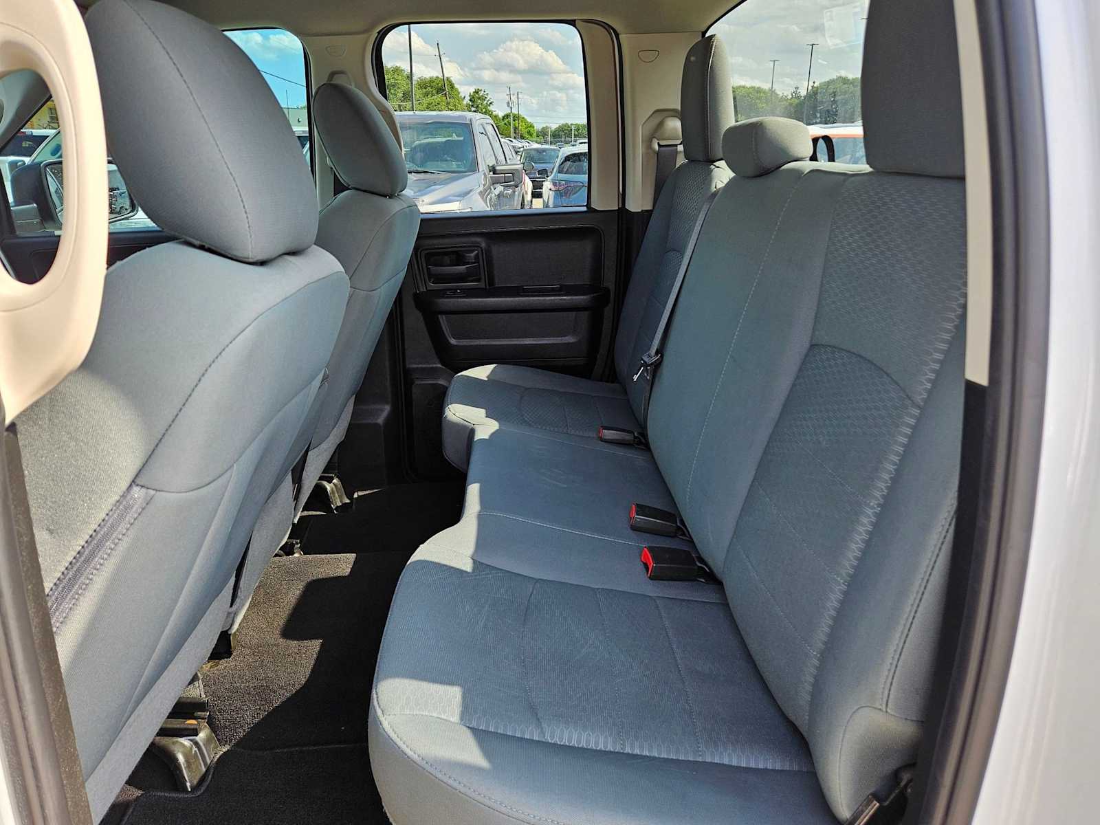 Thumbnail: 2019 RAM 1500 Classic - 16
