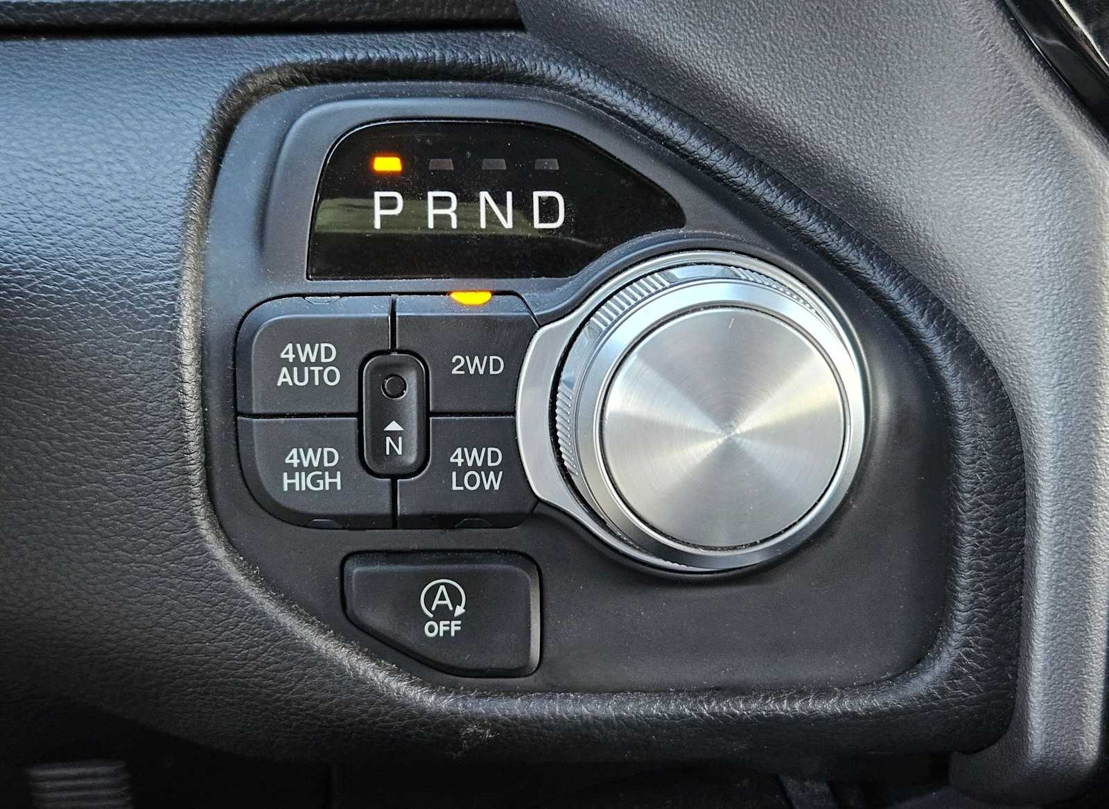 Thumbnail: 2025 RAM 1500 - 23