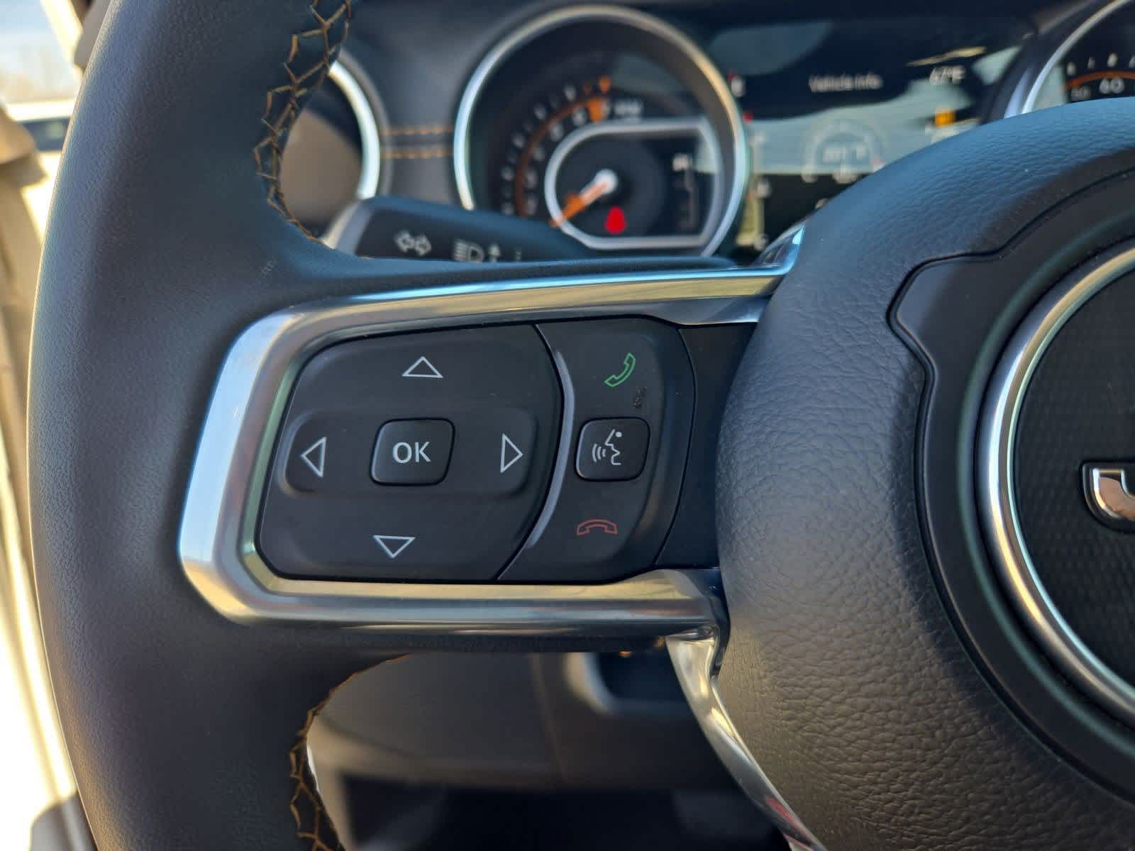 Thumbnail: 2023 Jeep Gladiator - 20