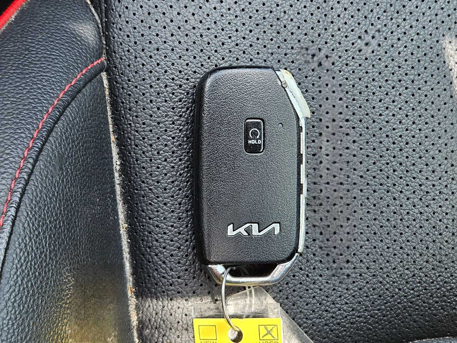 Thumbnail: 2023 Kia Forte - 23