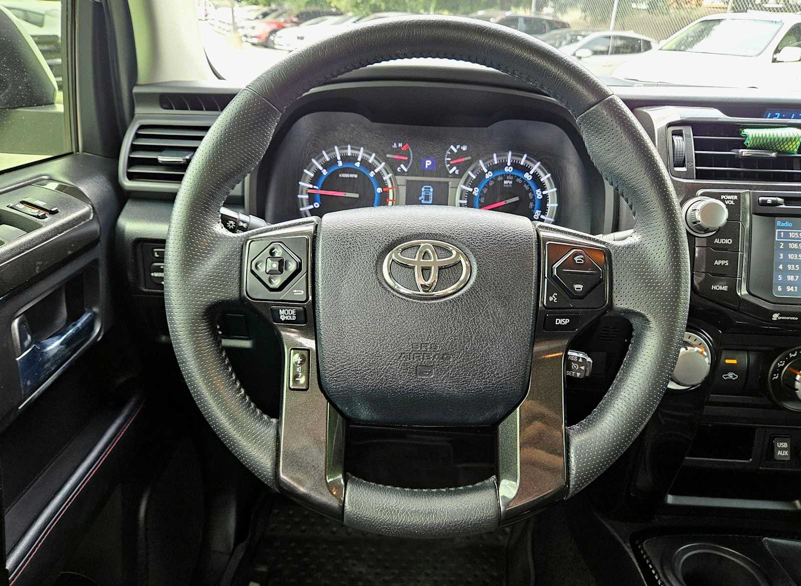 Thumbnail: 2019 Toyota 4Runner - 22