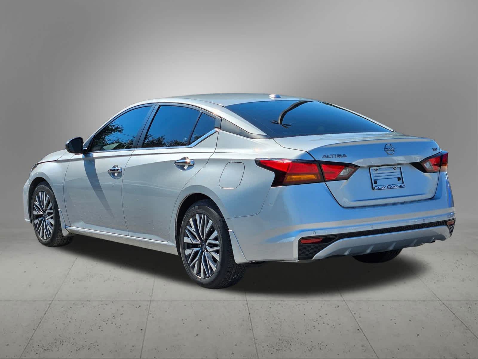 Thumbnail: 2024 Nissan Altima - 3