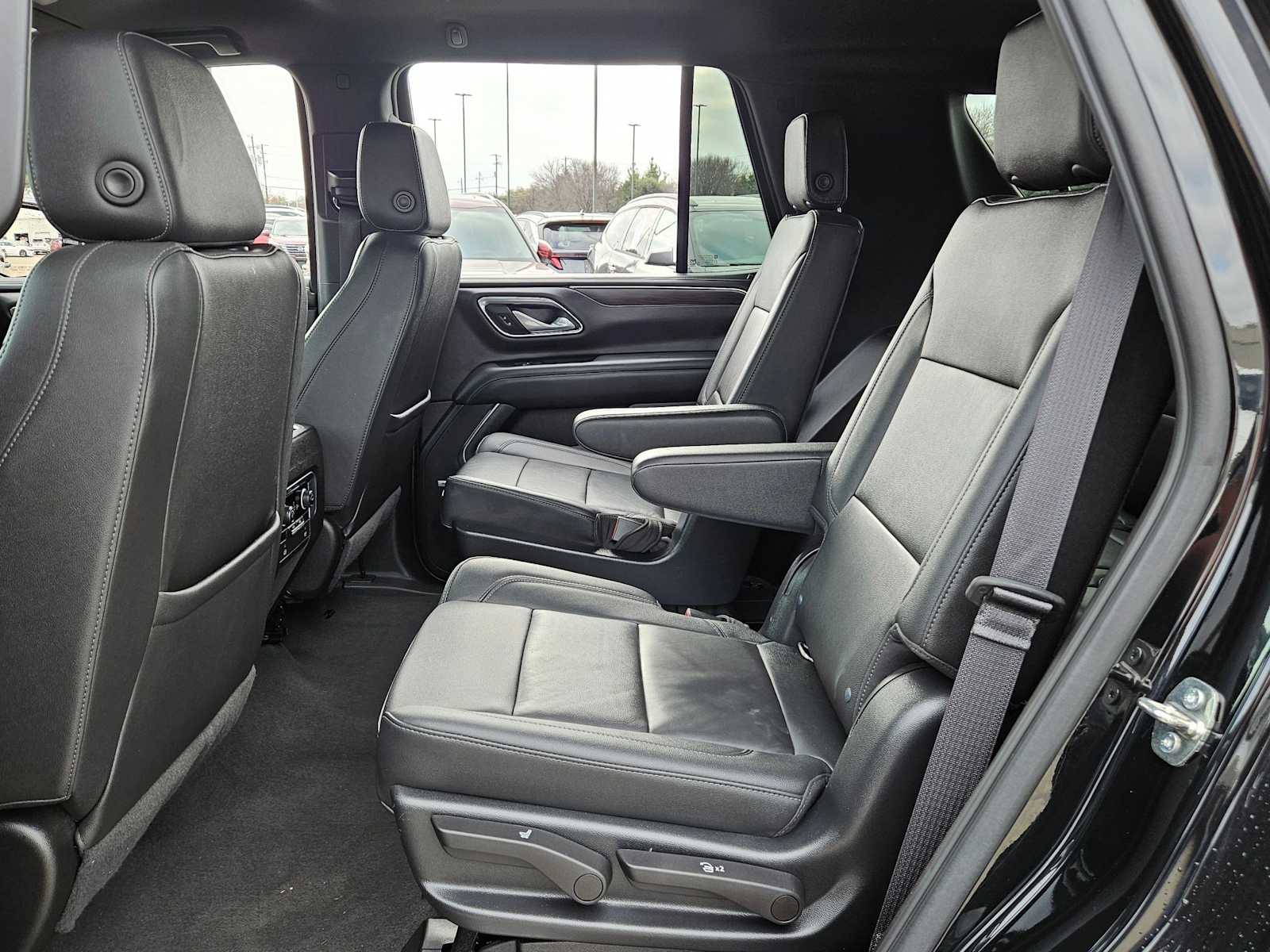 Thumbnail: 2022 Chevrolet Tahoe - 20