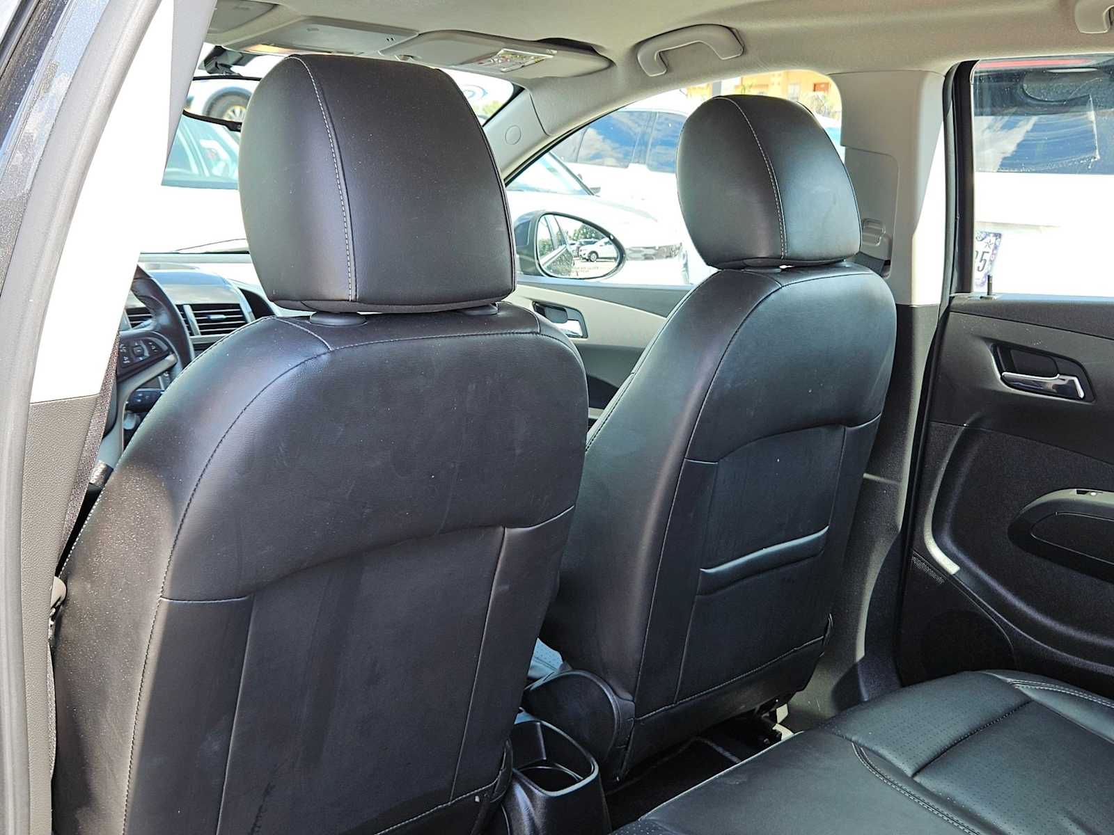 Thumbnail: 2015 Chevrolet Sonic - 18