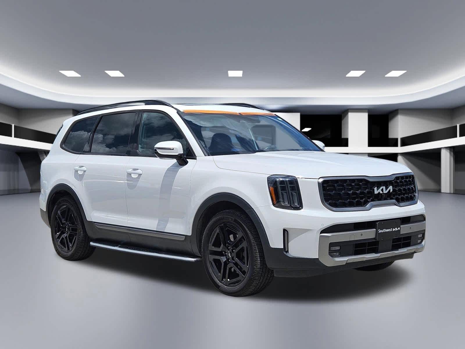 Thumbnail: 2023 Kia Telluride - 8