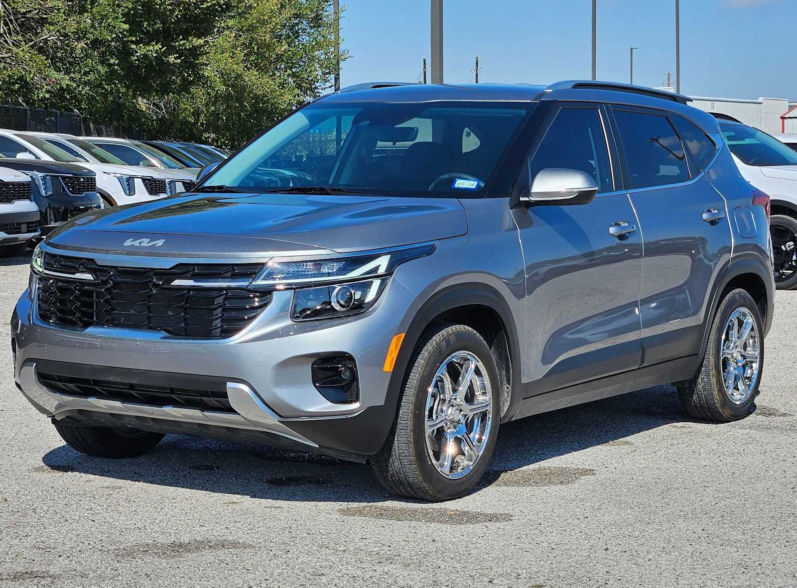 Thumbnail: 2024 Kia Seltos - 10